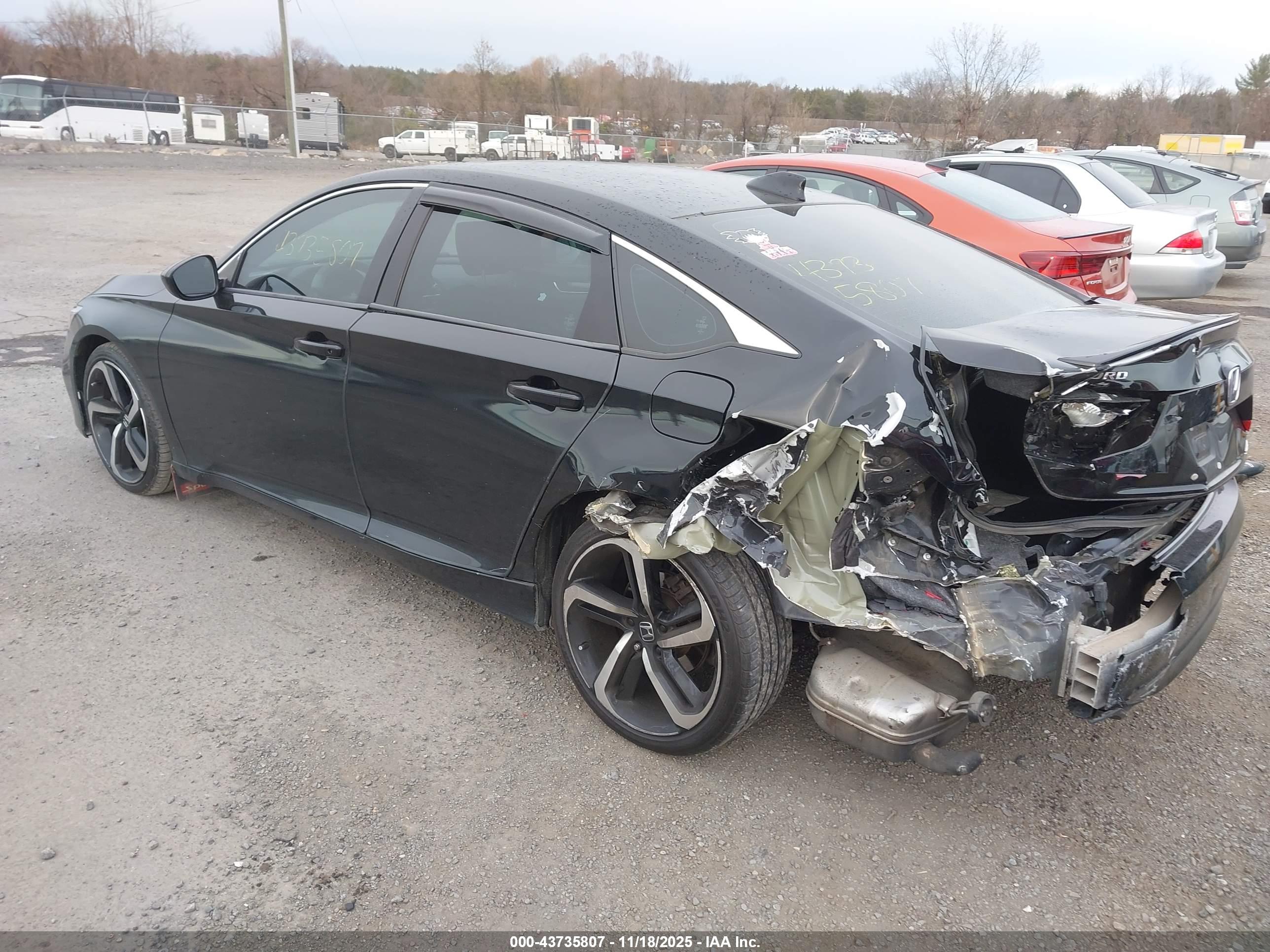 HONDA ACCORD image 3