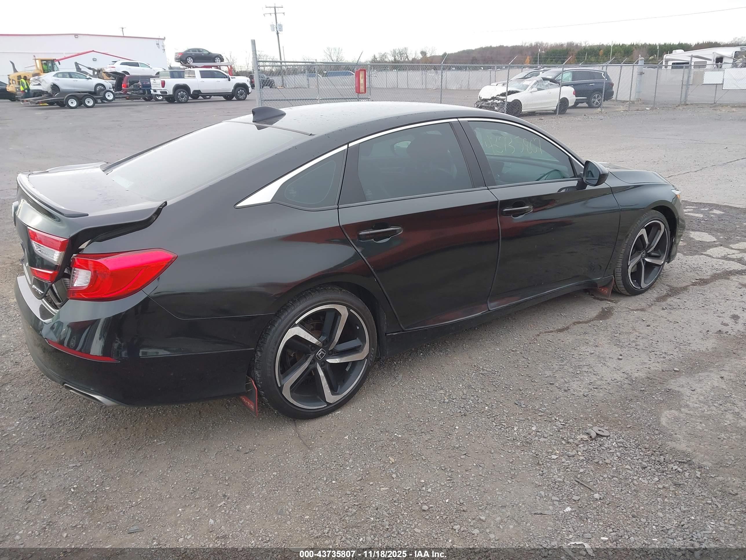 HONDA ACCORD image 4