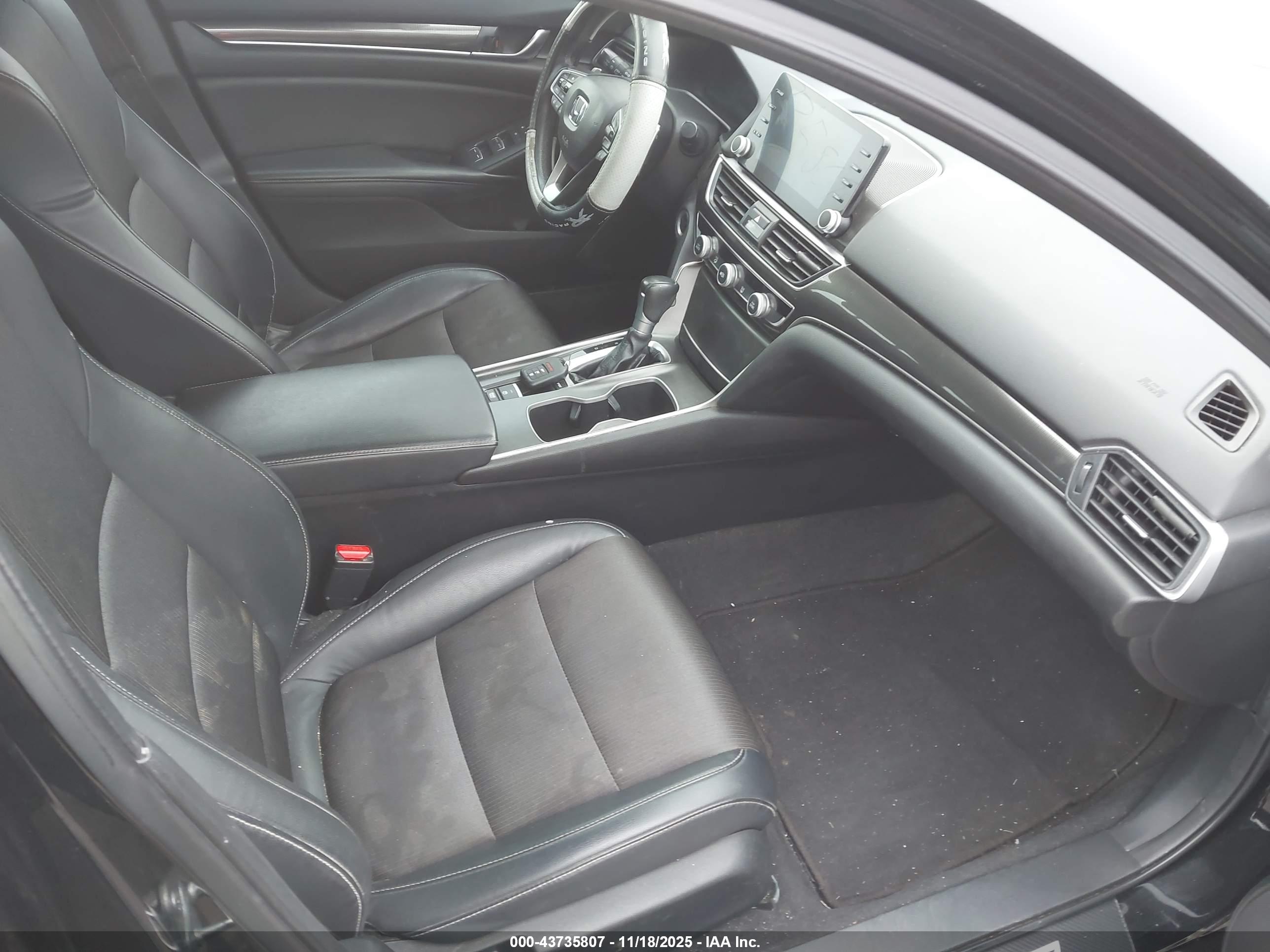 HONDA ACCORD image 5