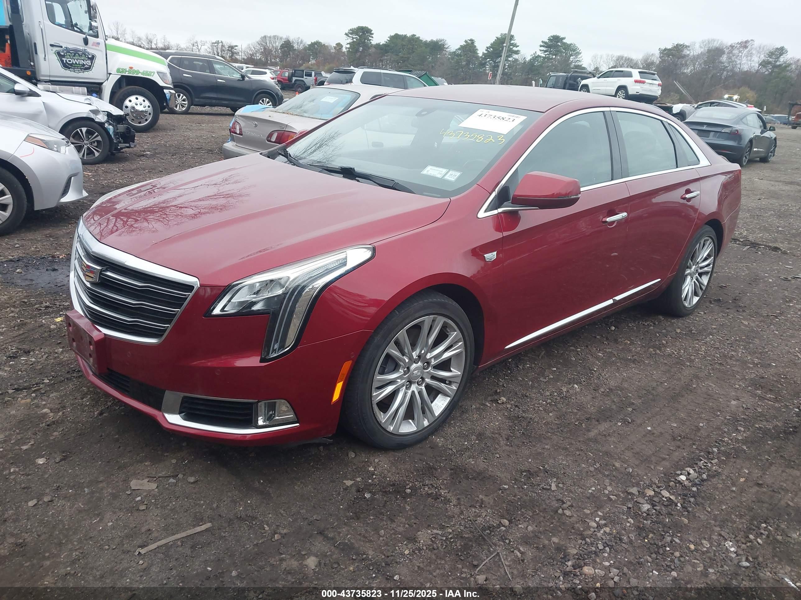 CADILLAC XTS image 2
