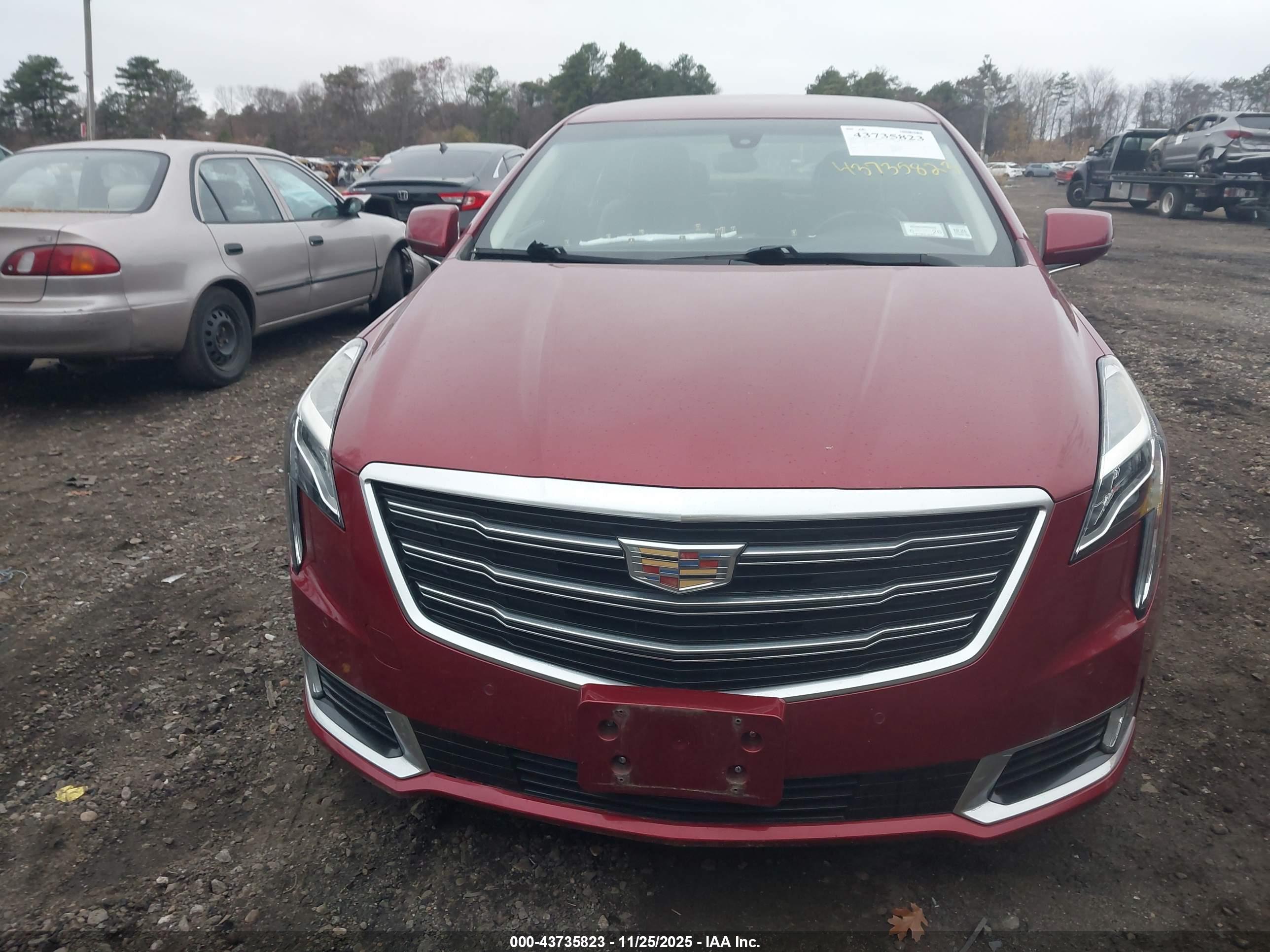 CADILLAC XTS image 6