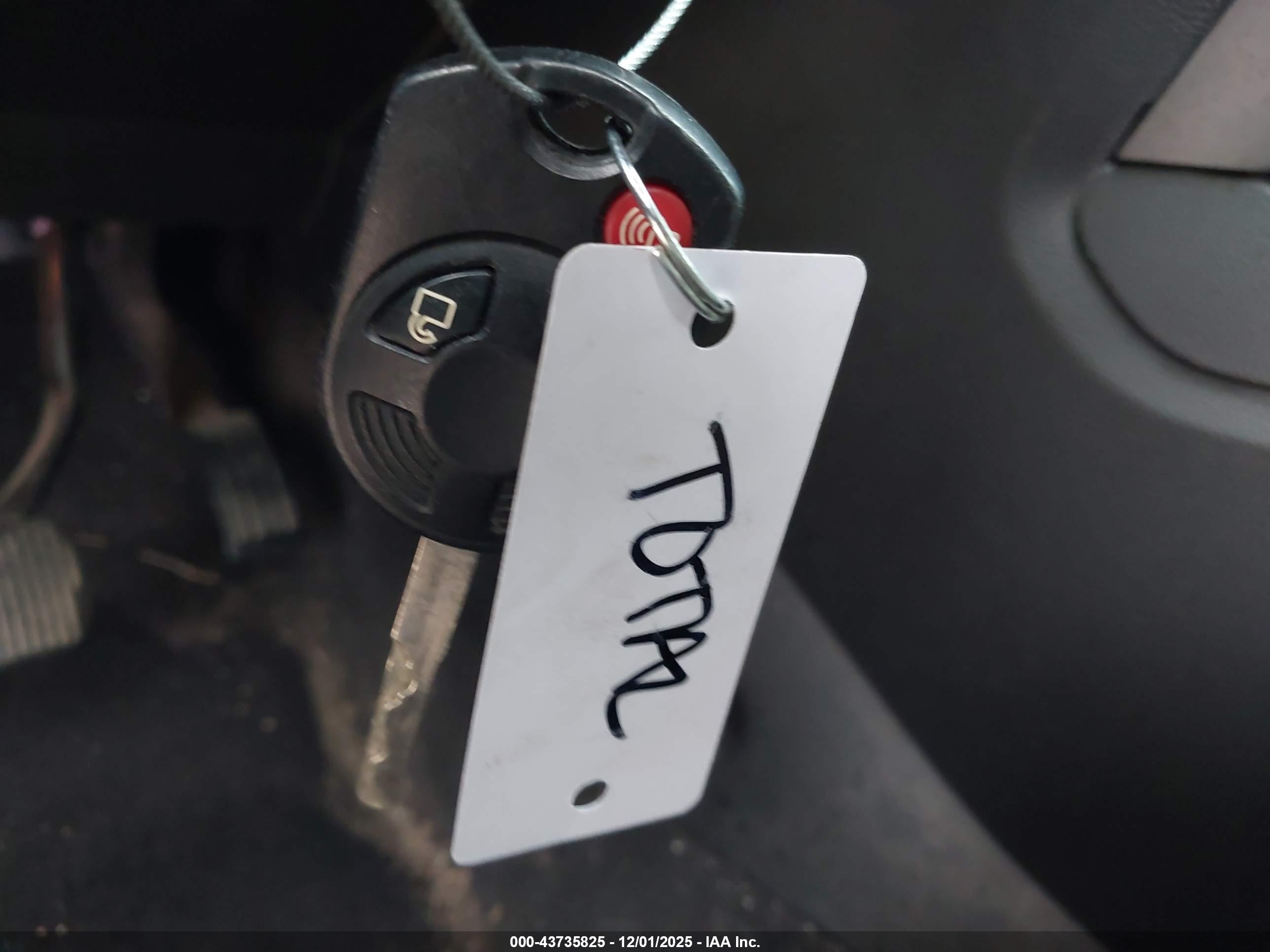 FORD ESCAPE image 11