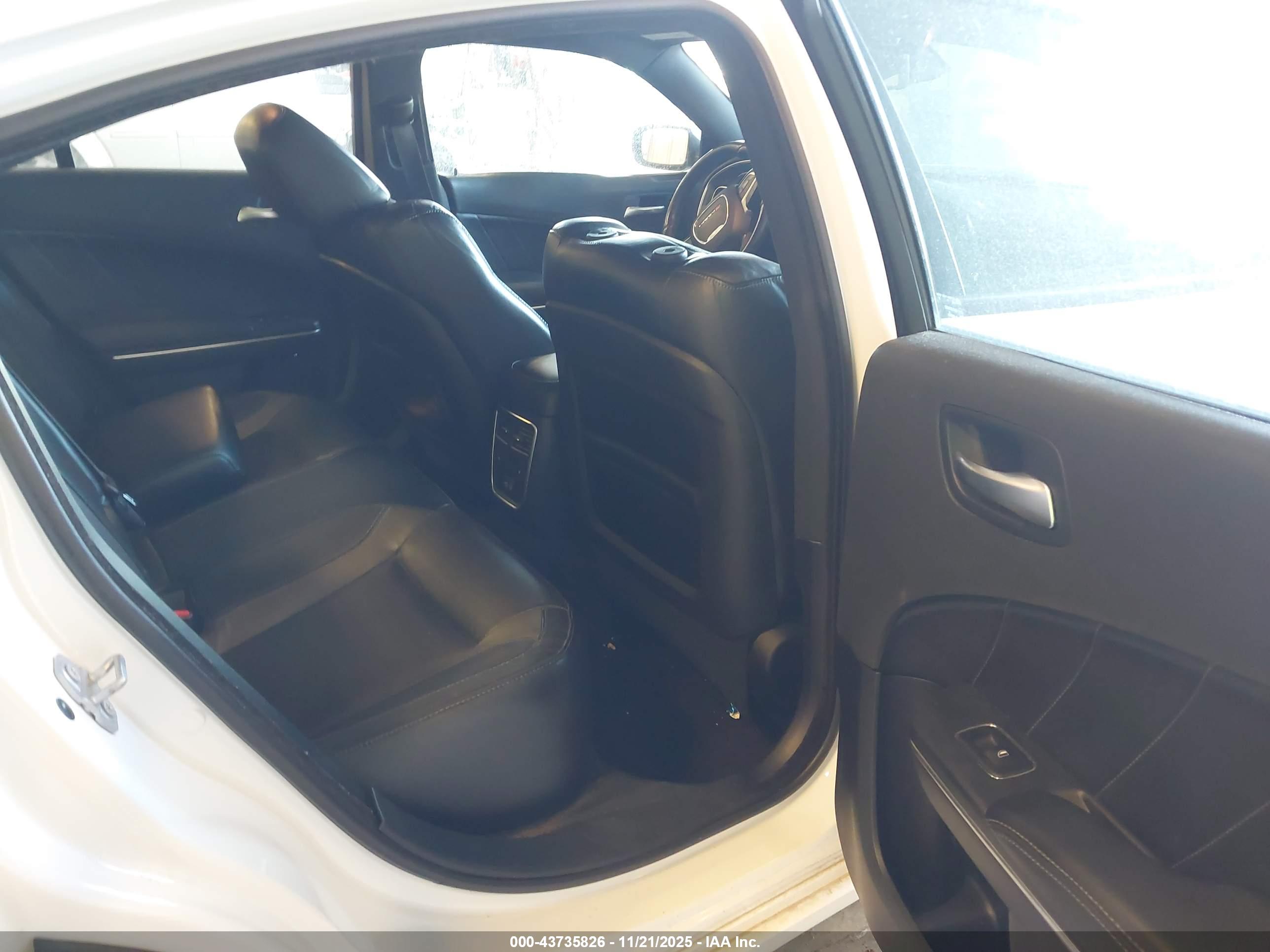 DODGE CHARGER image 8
