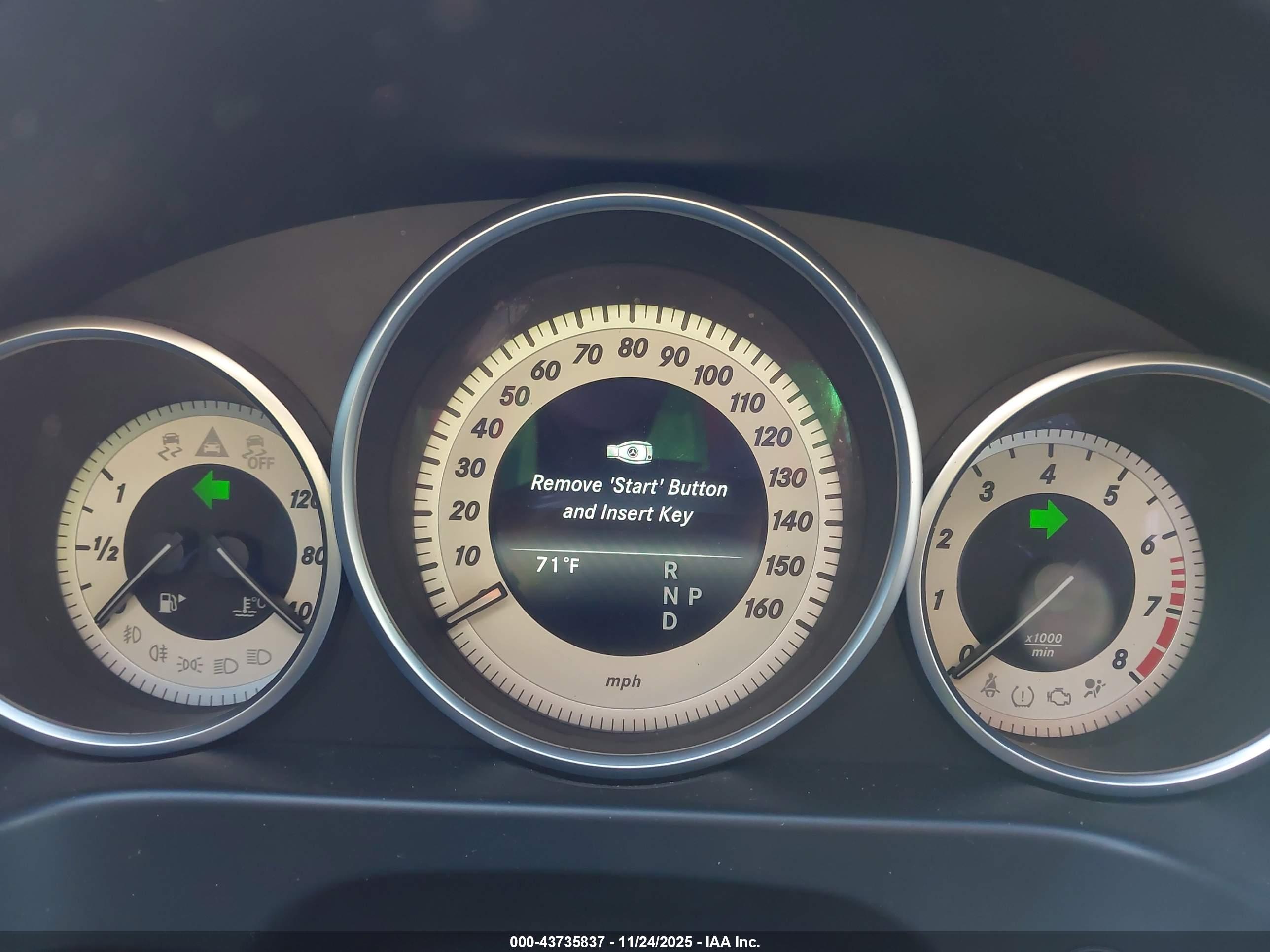 MERCEDES-BENZ E image 7