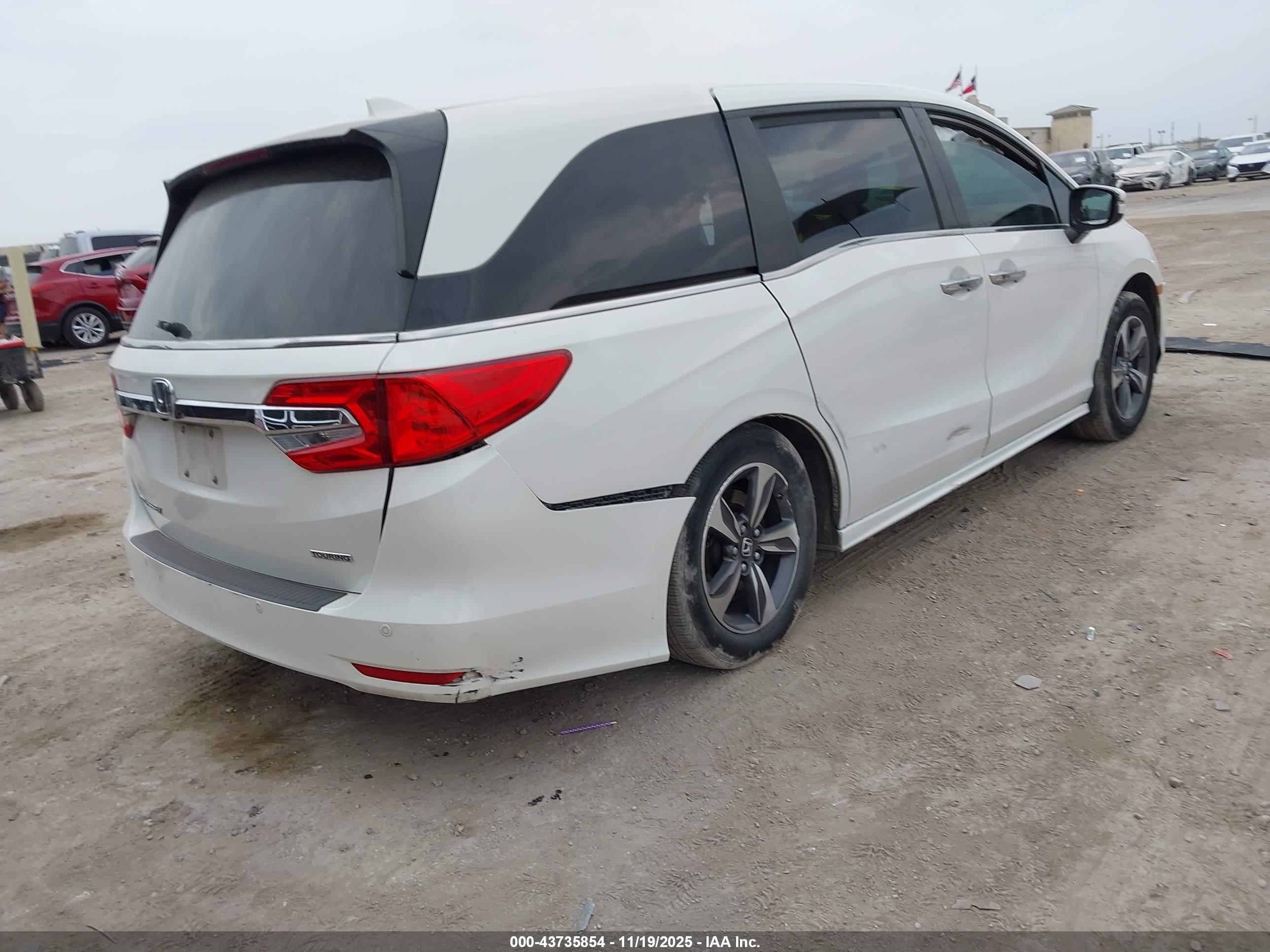 HONDA ODYSSEY image 4