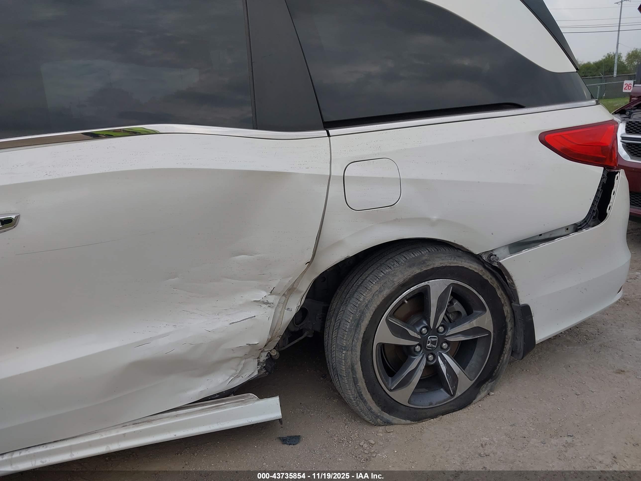 HONDA ODYSSEY image 6