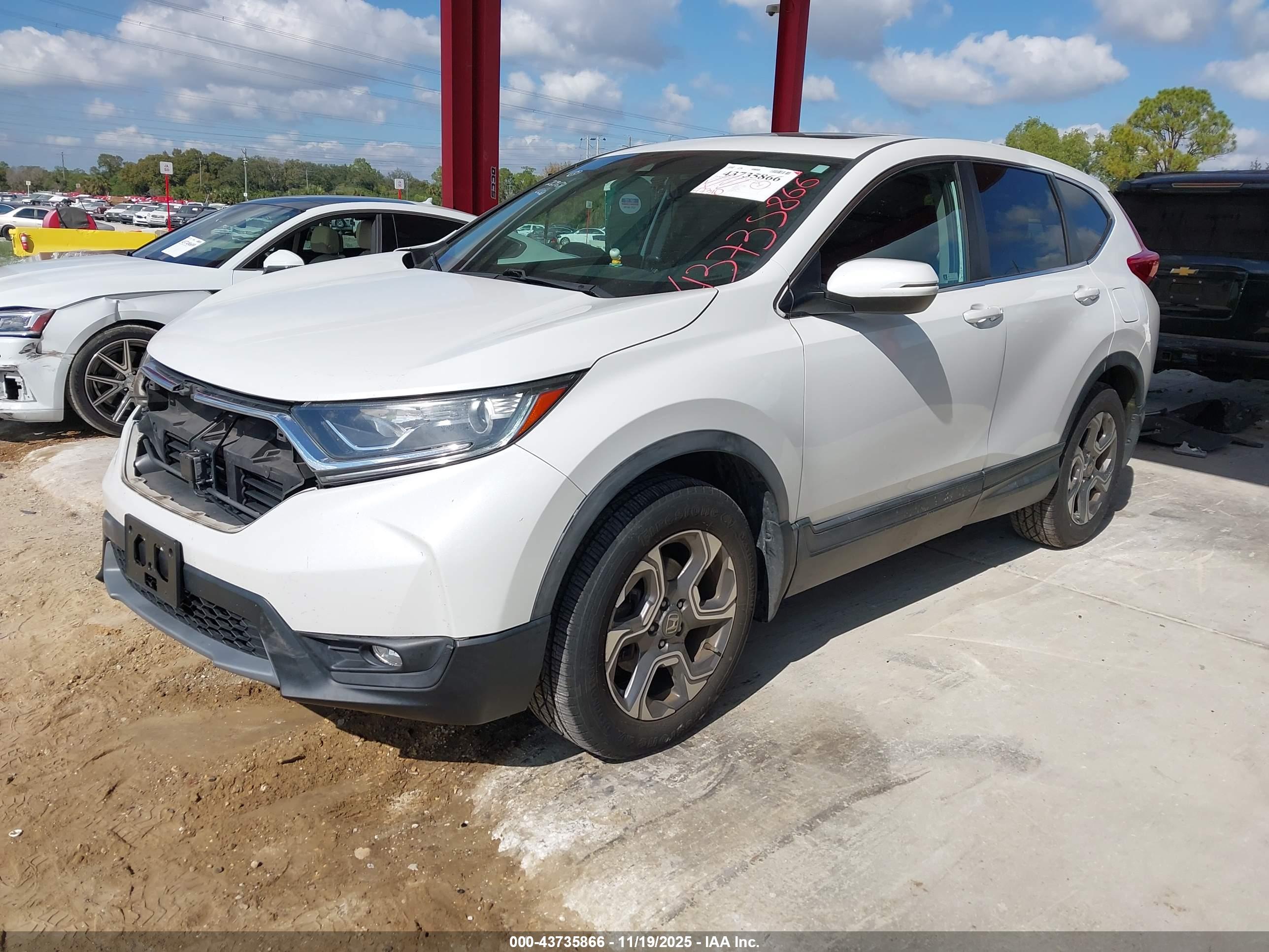 HONDA CR-V image 2