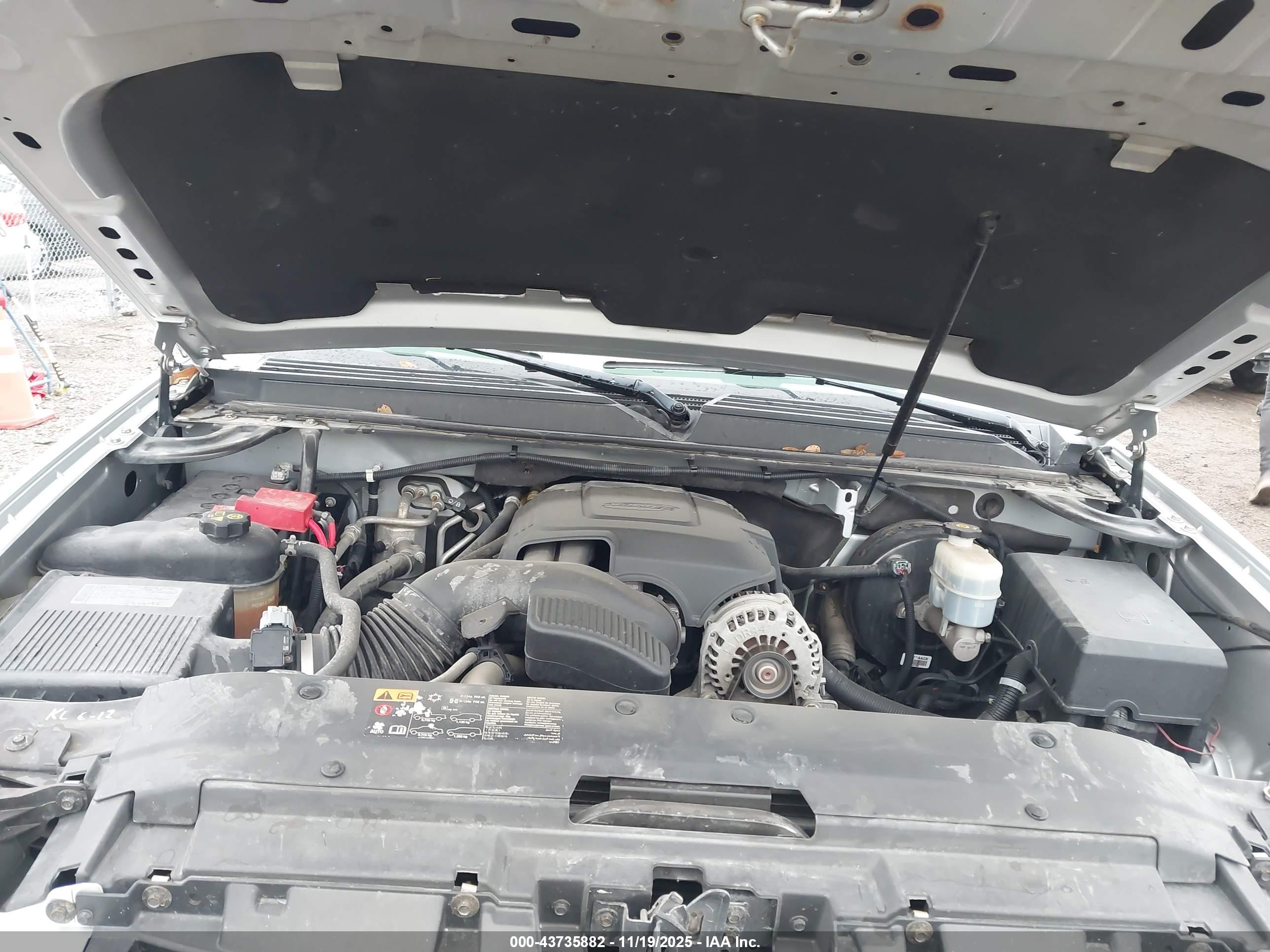 GMC YUKON image 10