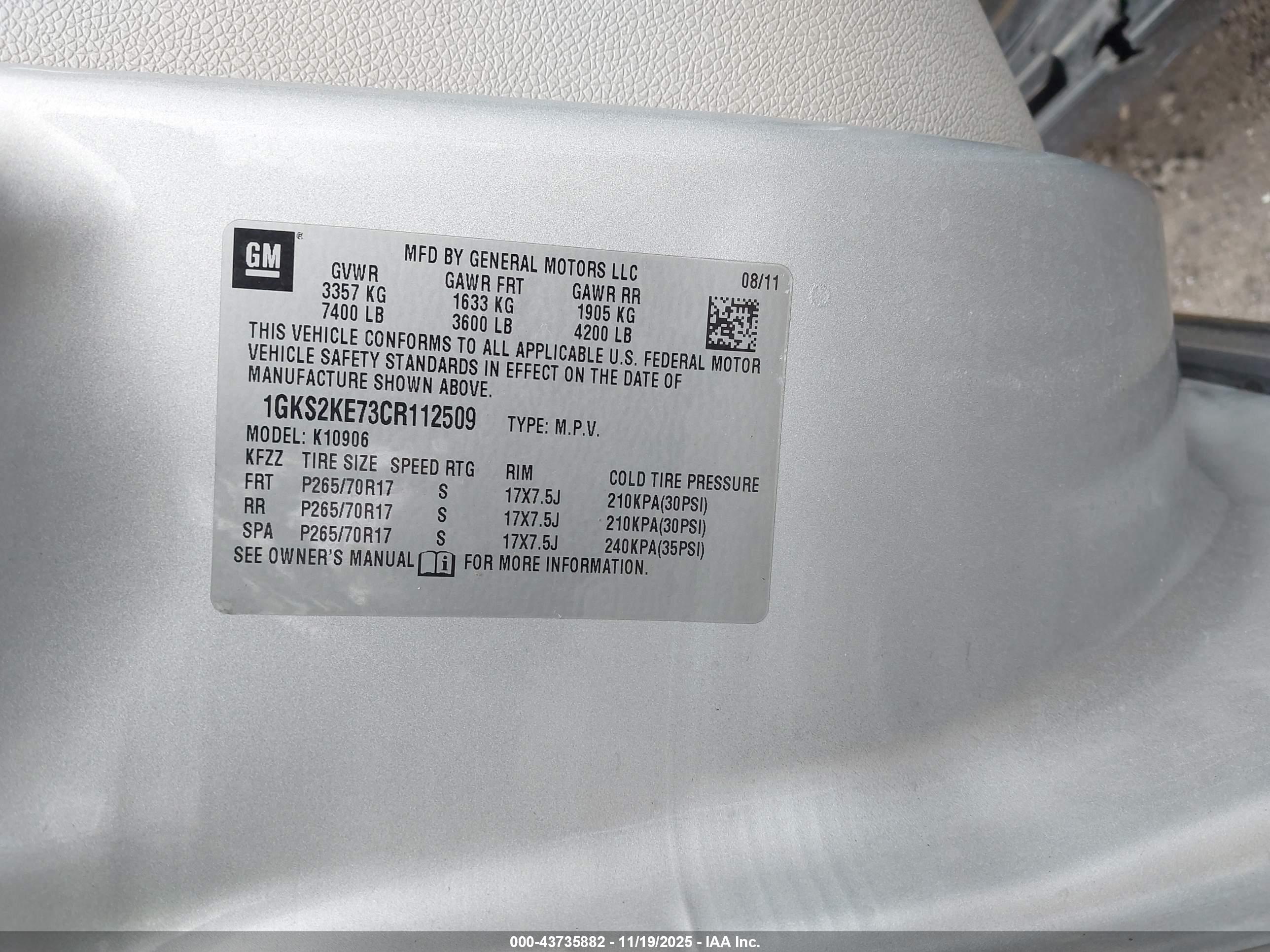 GMC YUKON image 9