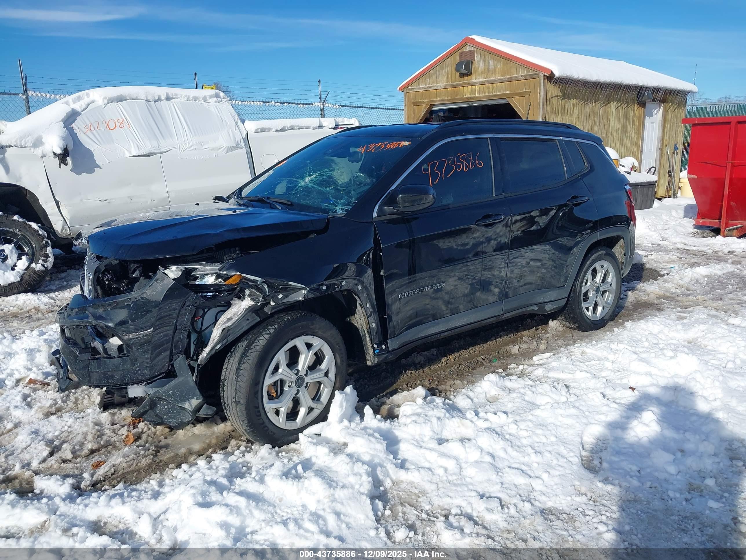JEEP COMPASS image 2