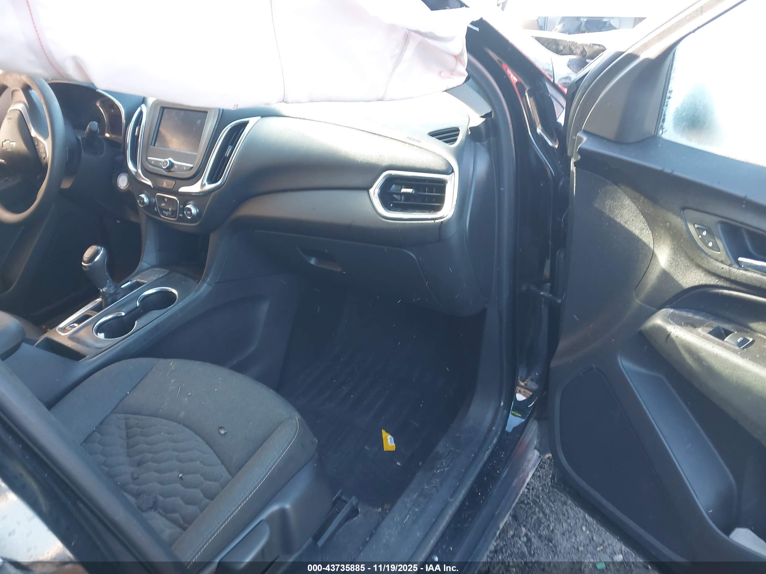 CHEVROLET EQUINOX image 5