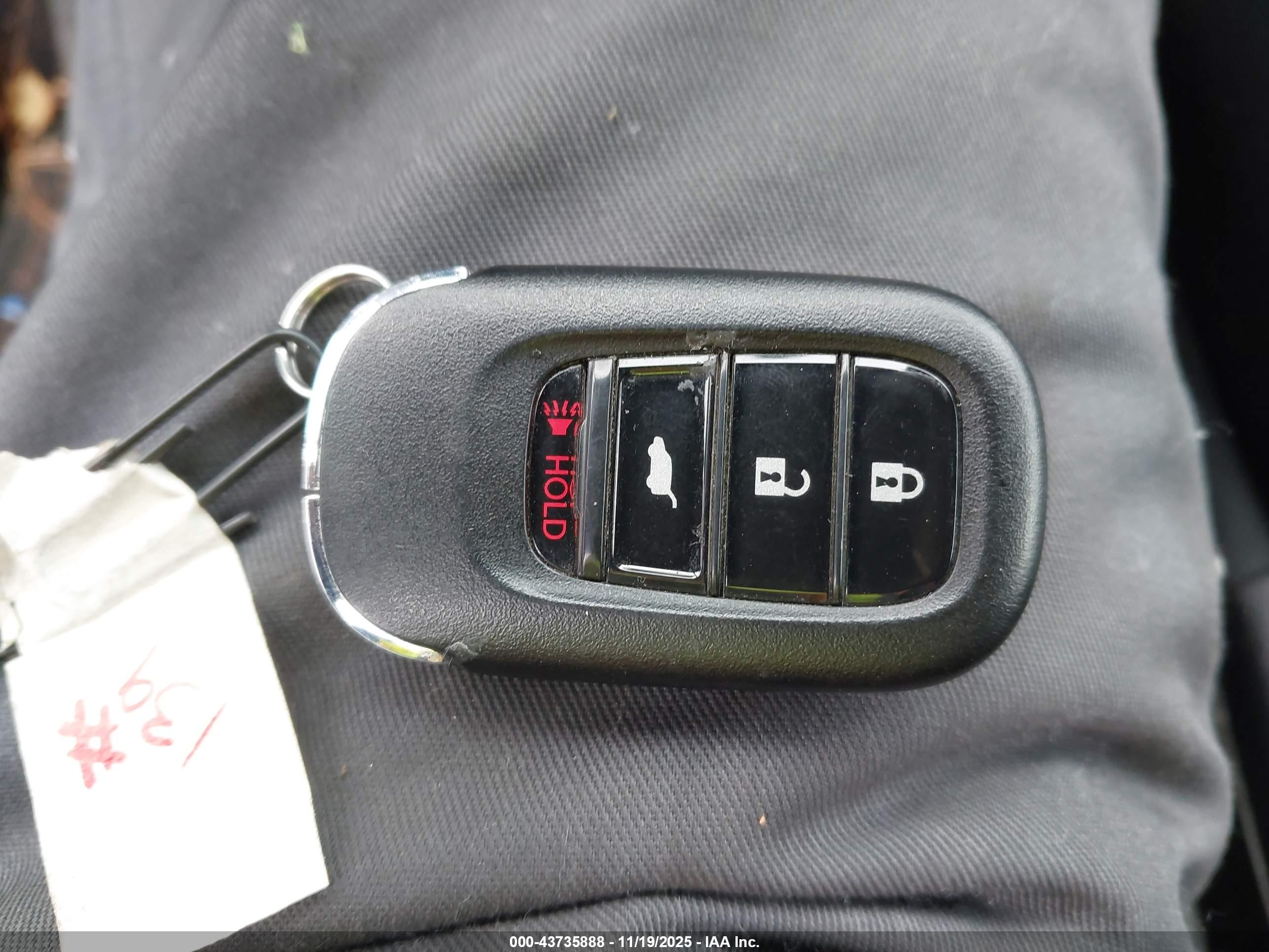 HONDA CR-V image 11