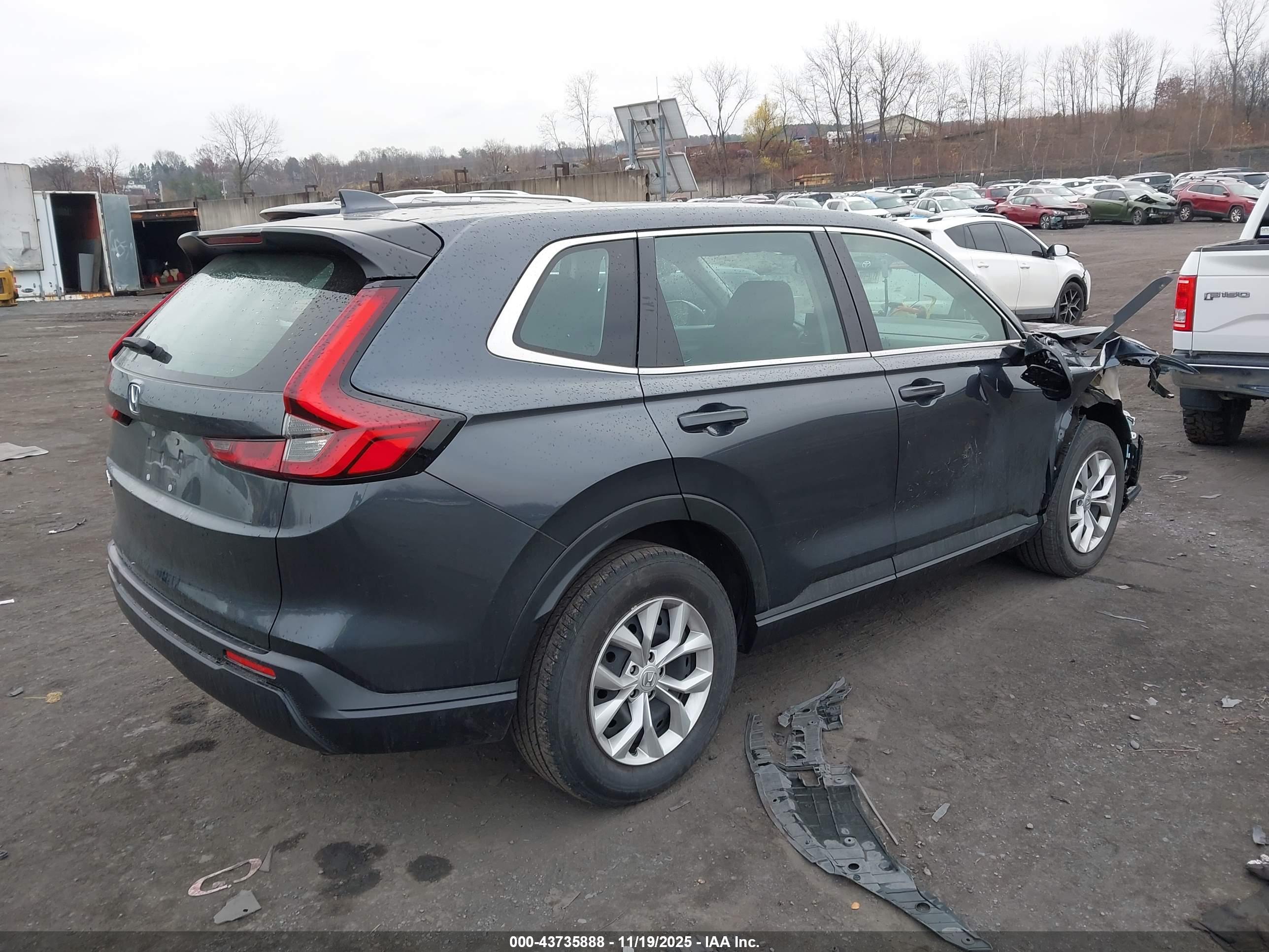 HONDA CR-V image 4
