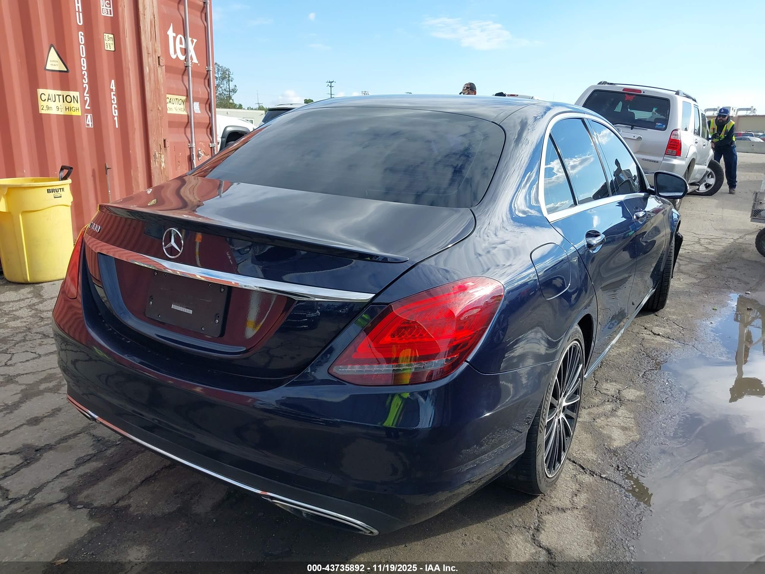 MERCEDES-BENZ C image 4