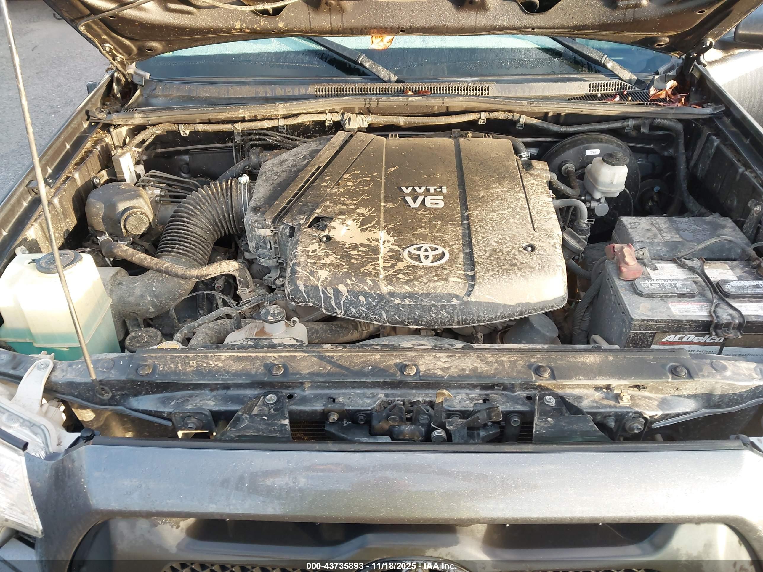 TOYOTA TACOMA image 10