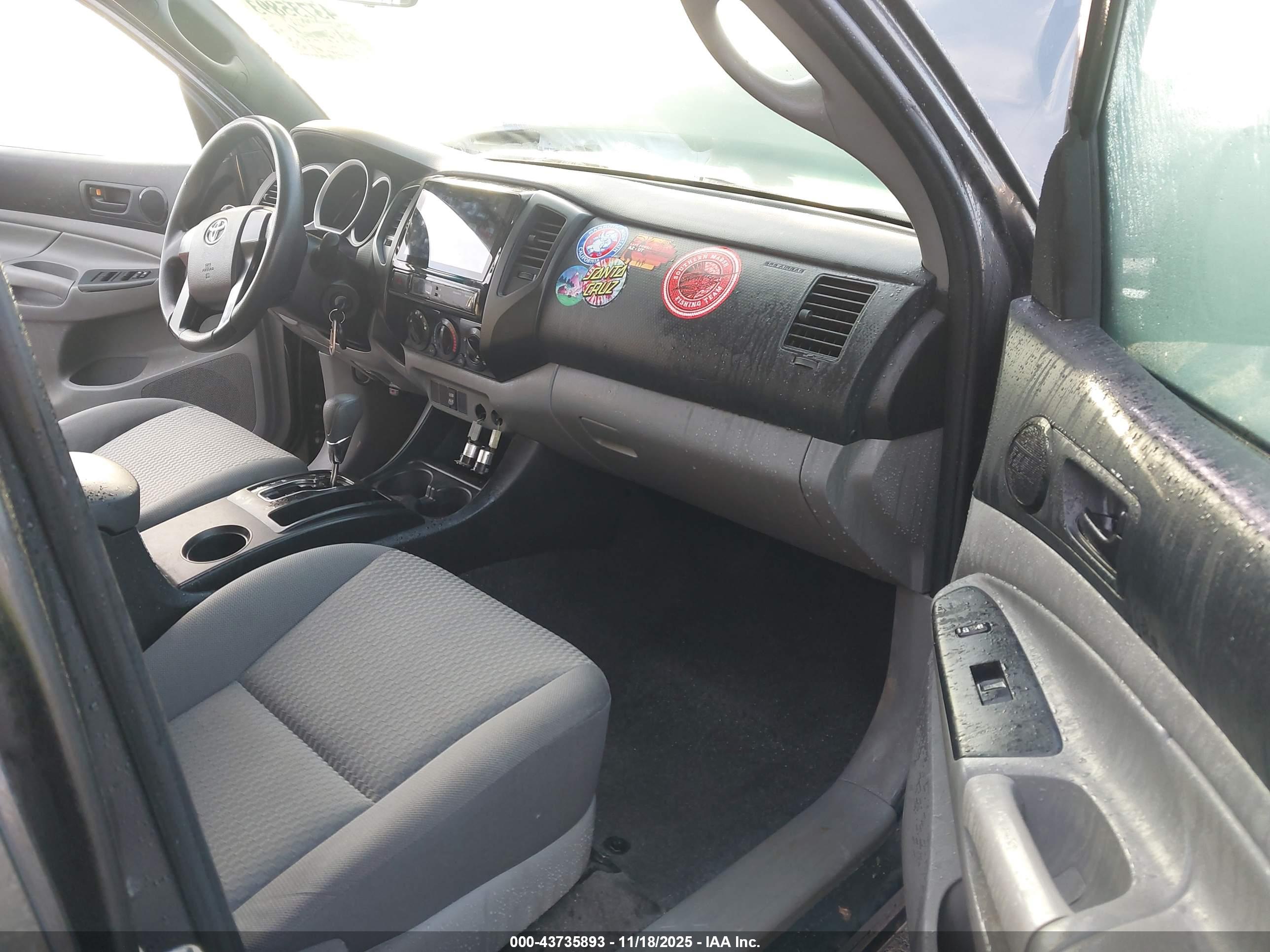 TOYOTA TACOMA image 5