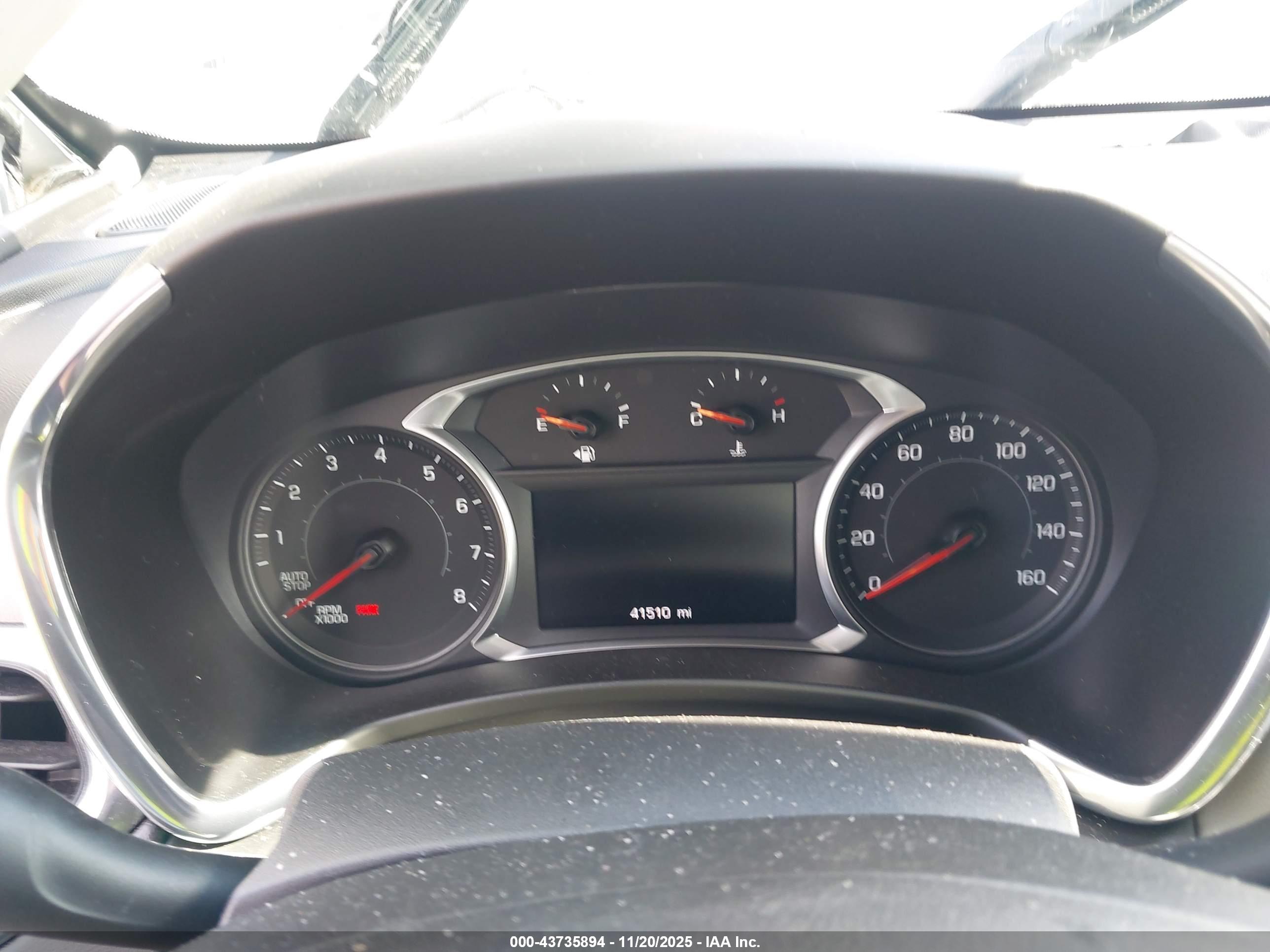 CHEVROLET EQUINOX image 7