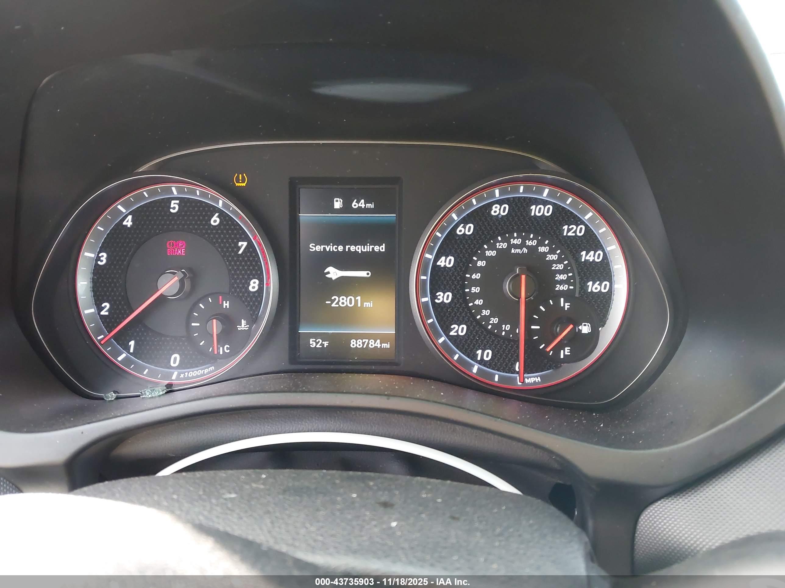 HYUNDAI VELOSTER image 7