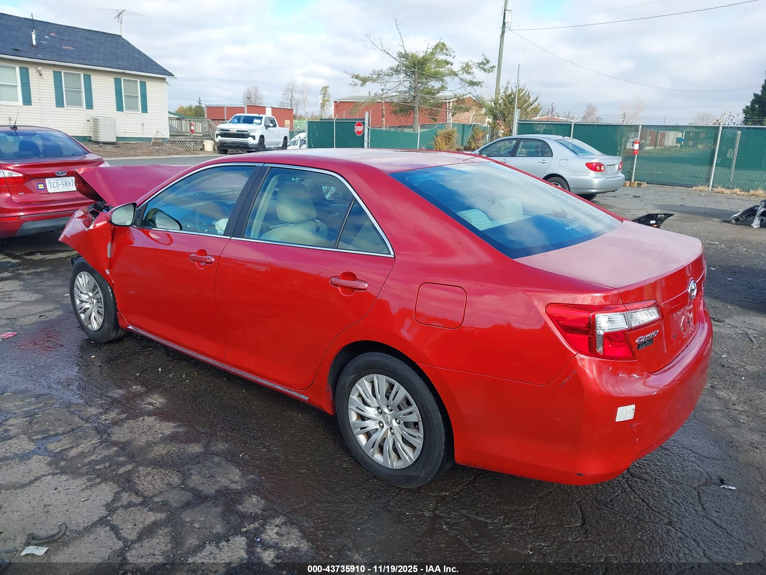 TOYOTA CAMRY image 3
