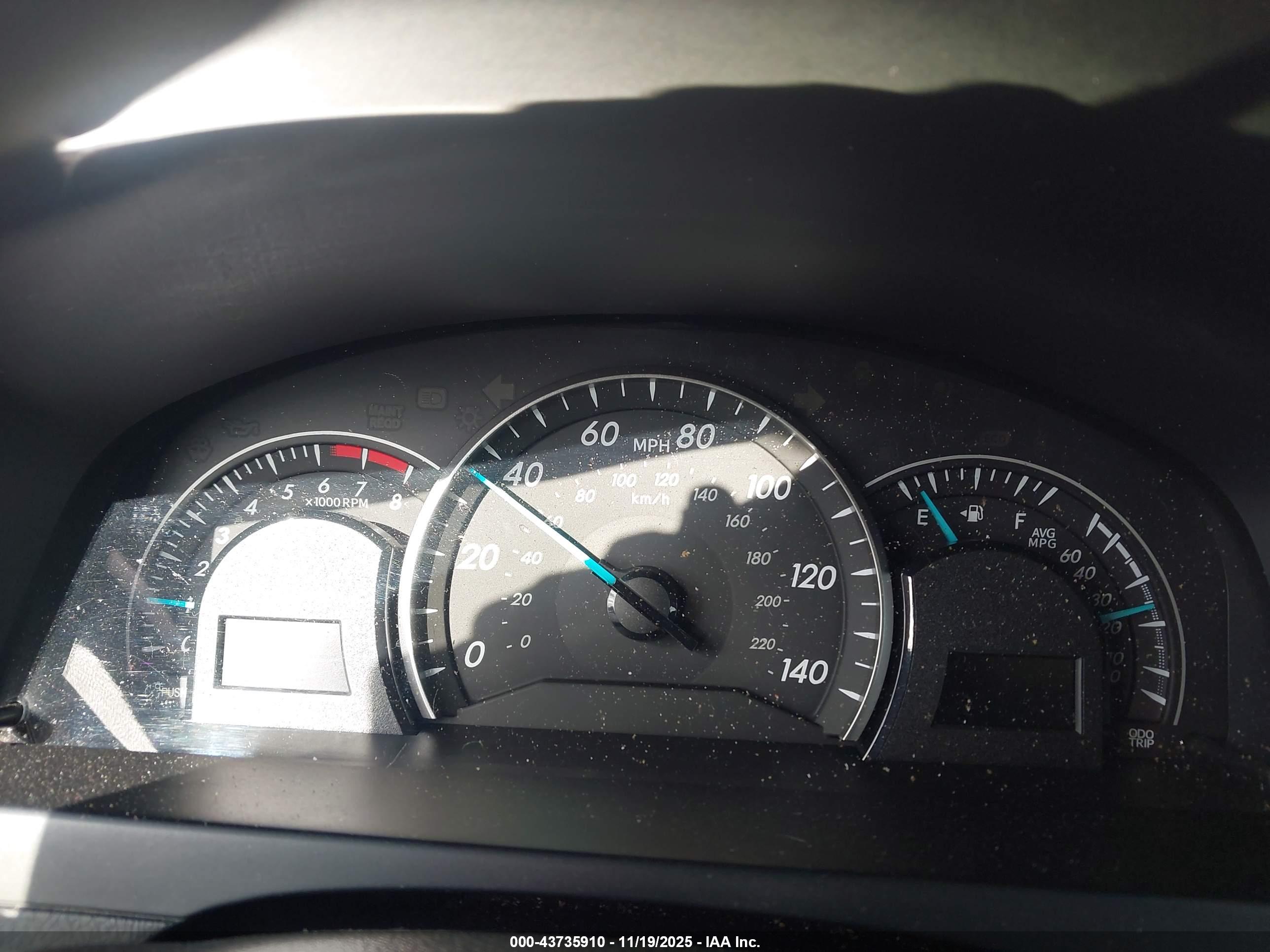 TOYOTA CAMRY image 7