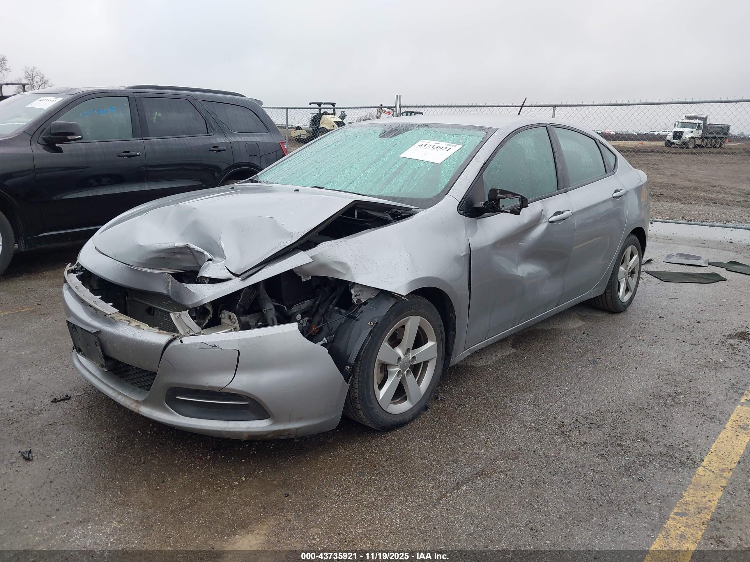 DODGE DART image 2