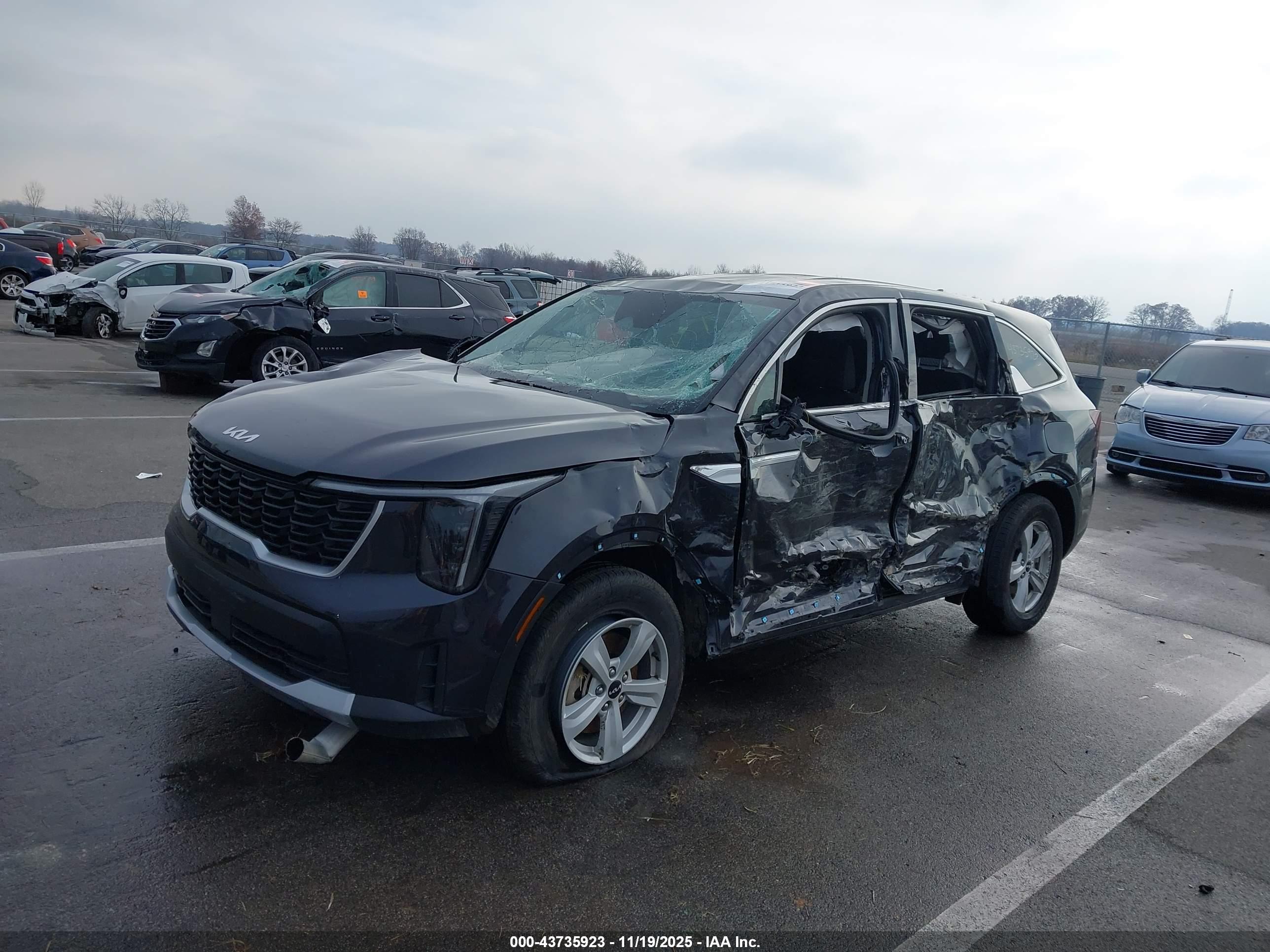 KIA SORENTO image 6