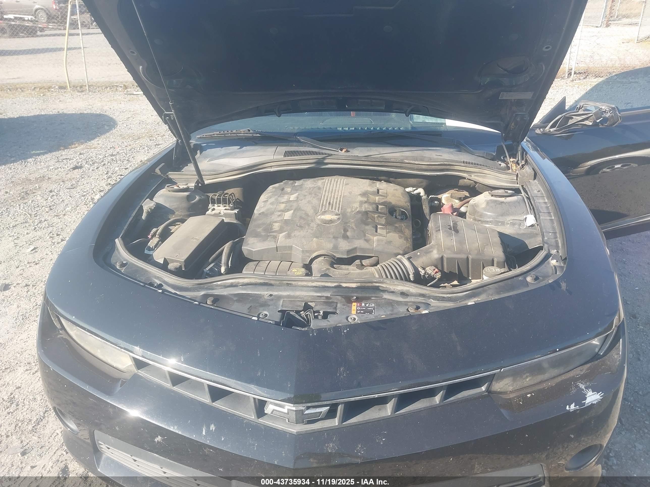 CHEVROLET CAMARO image 10
