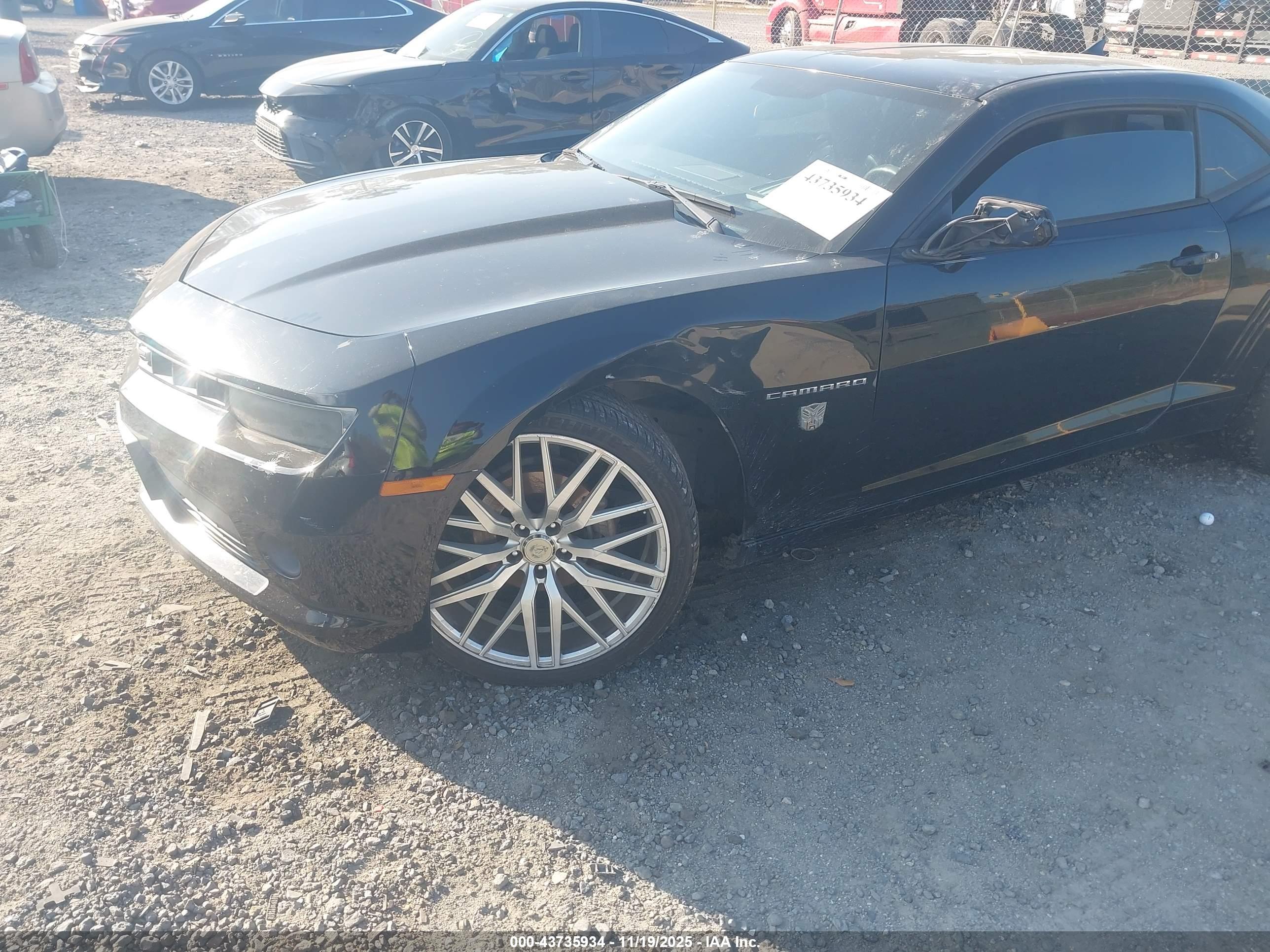 CHEVROLET CAMARO image 6