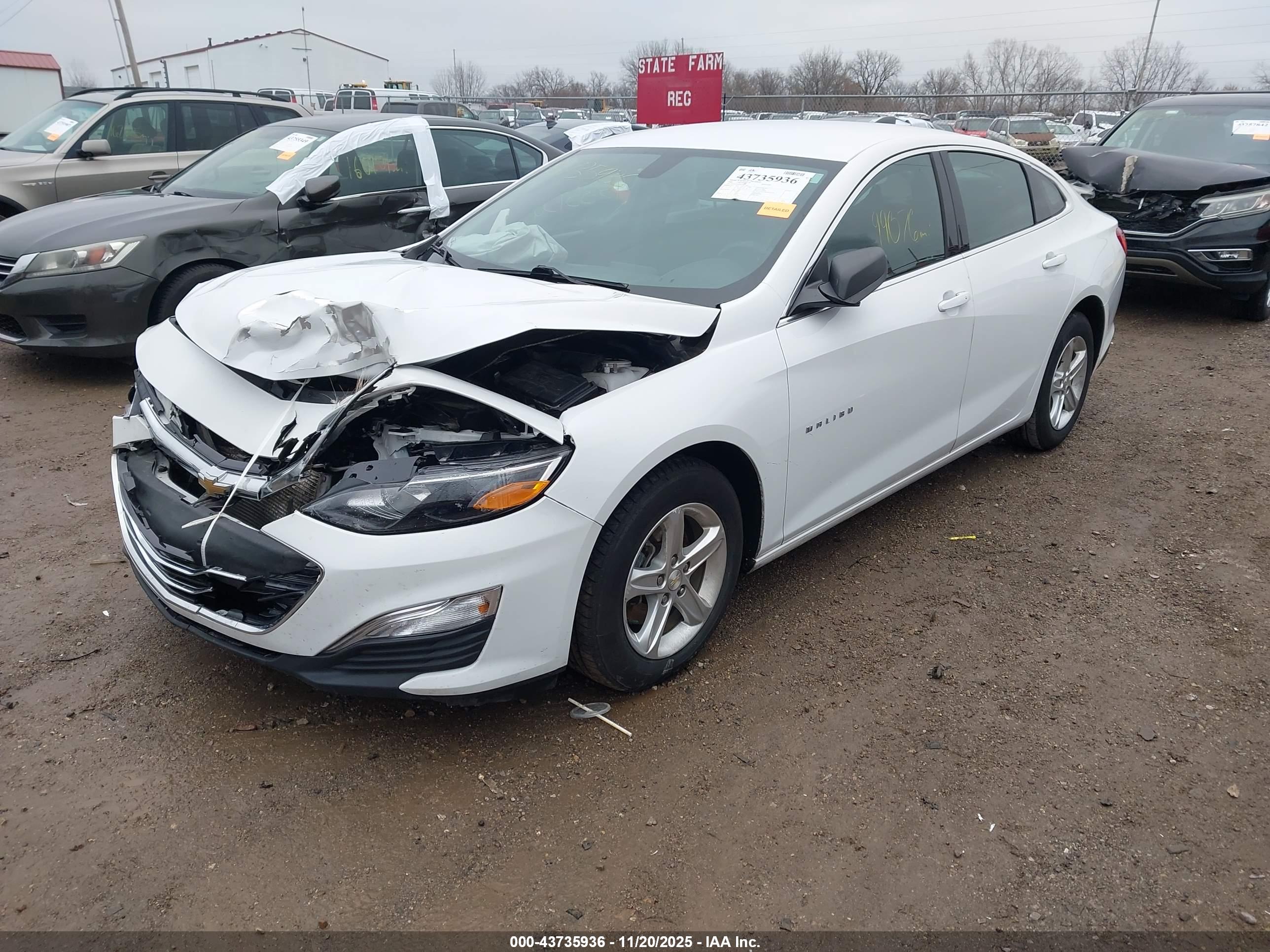 CHEVROLET MALIBU image 2