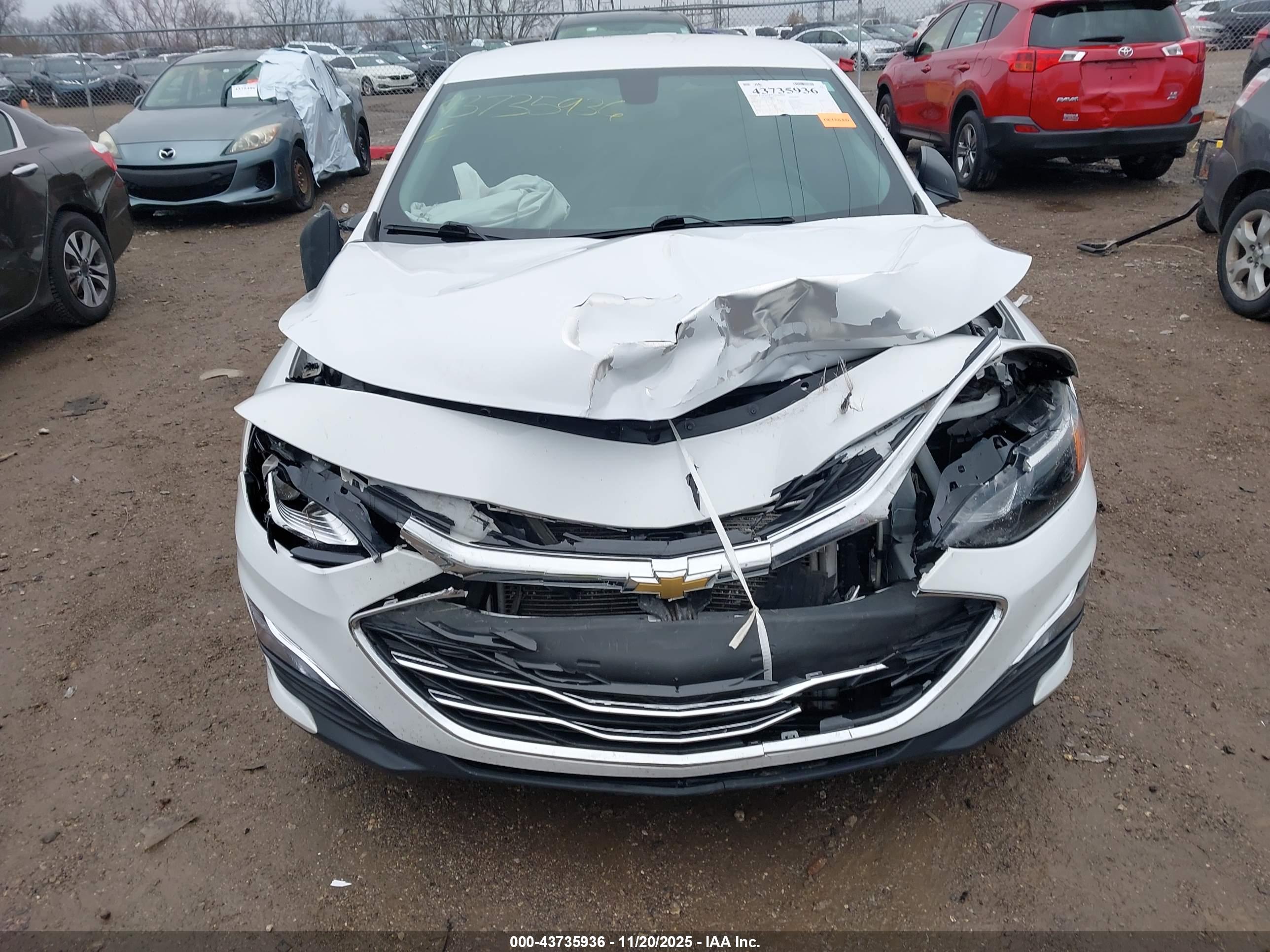 CHEVROLET MALIBU image 6