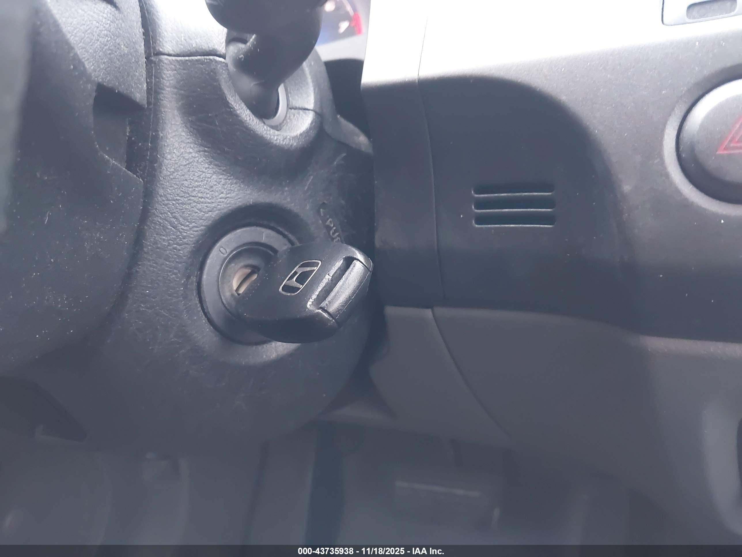 HONDA CIVIC image 11