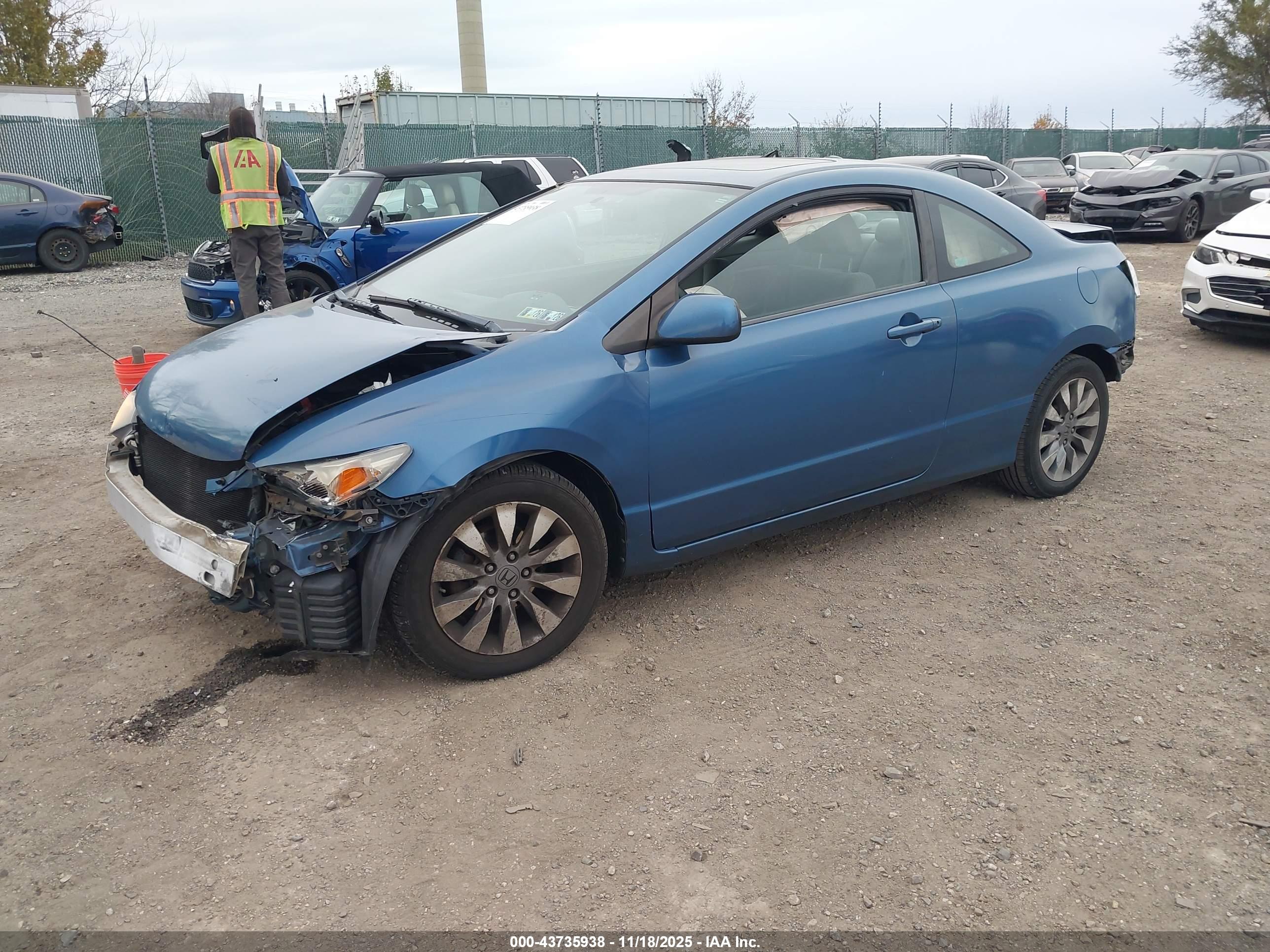 HONDA CIVIC image 2