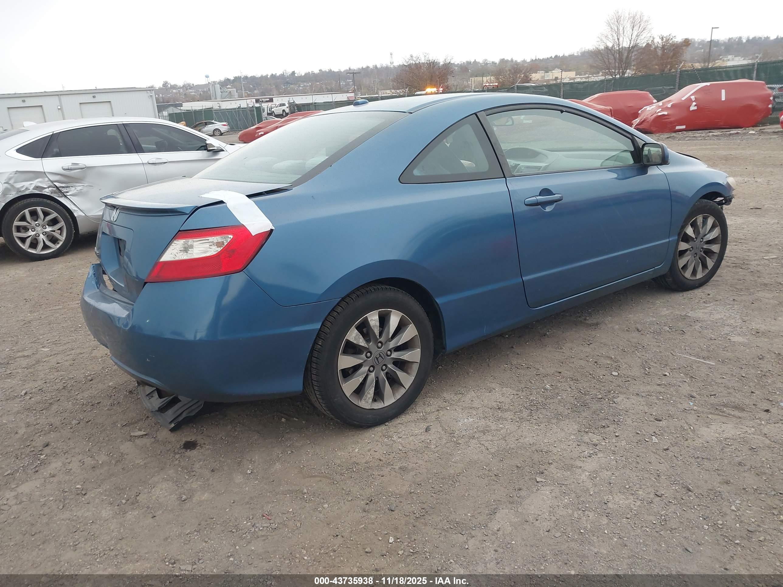 HONDA CIVIC image 4