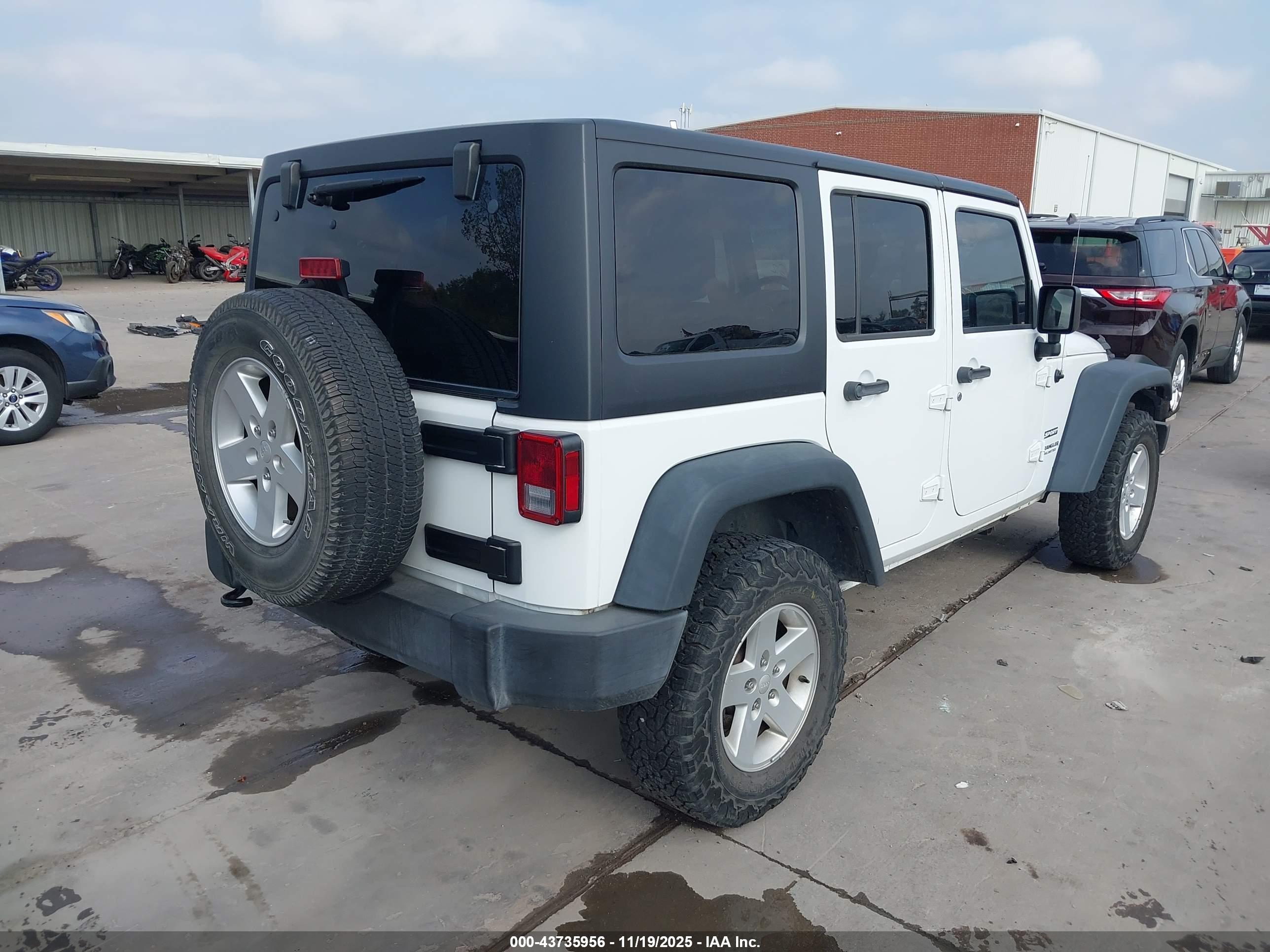 JEEP WRANGLER image 4