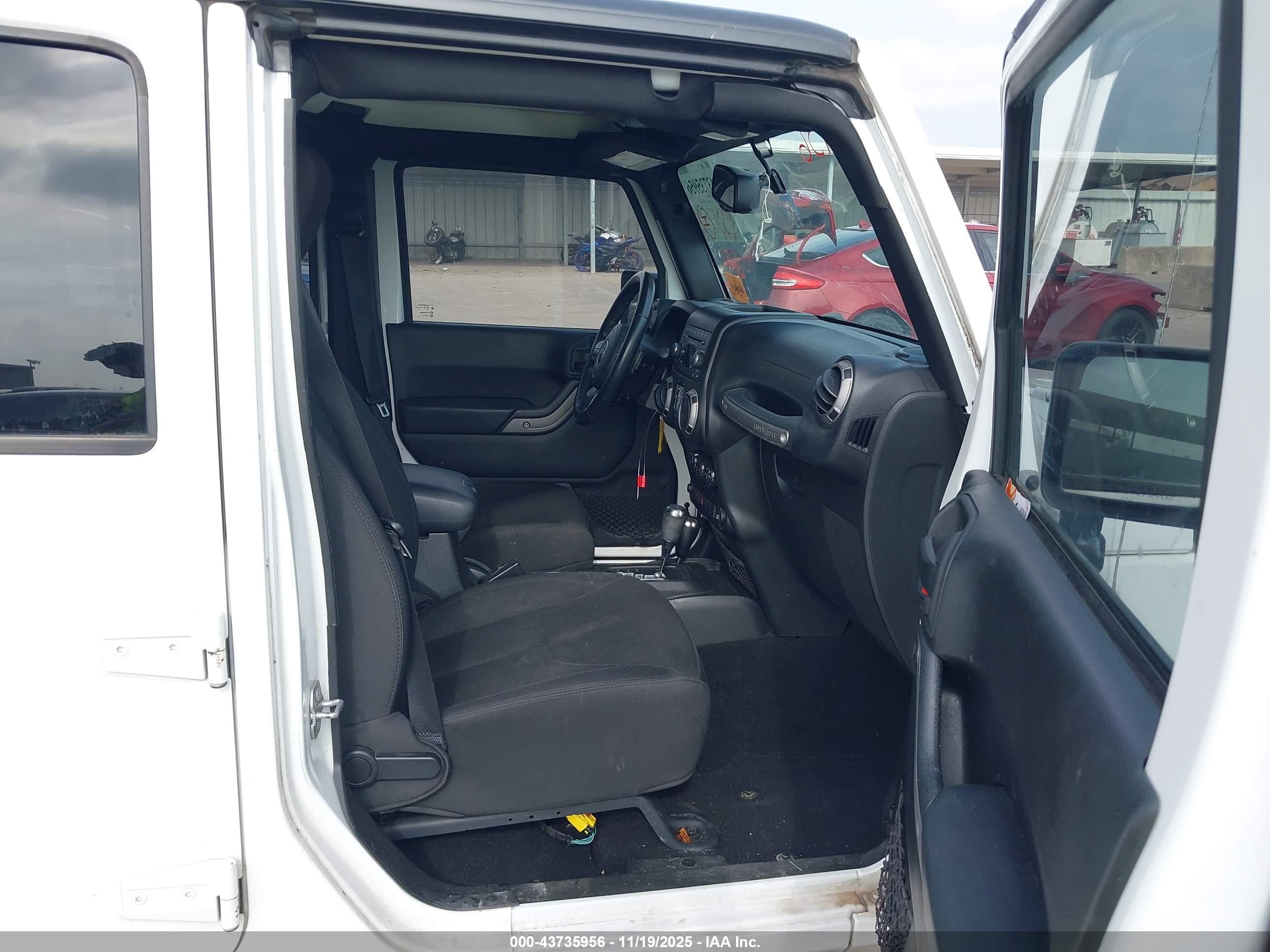 JEEP WRANGLER image 5