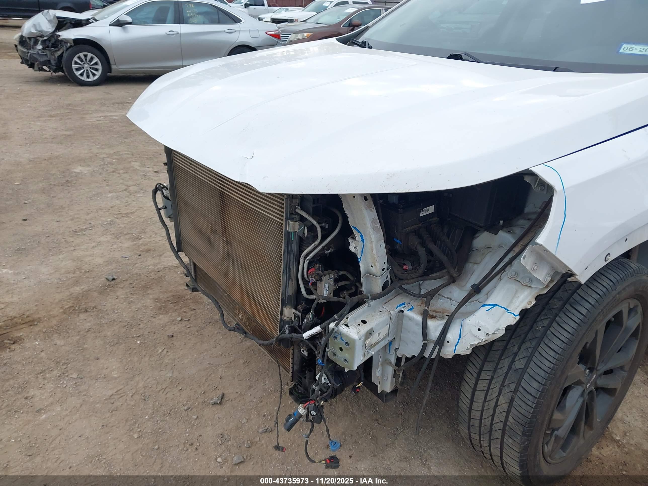 GMC TERRAIN image 6