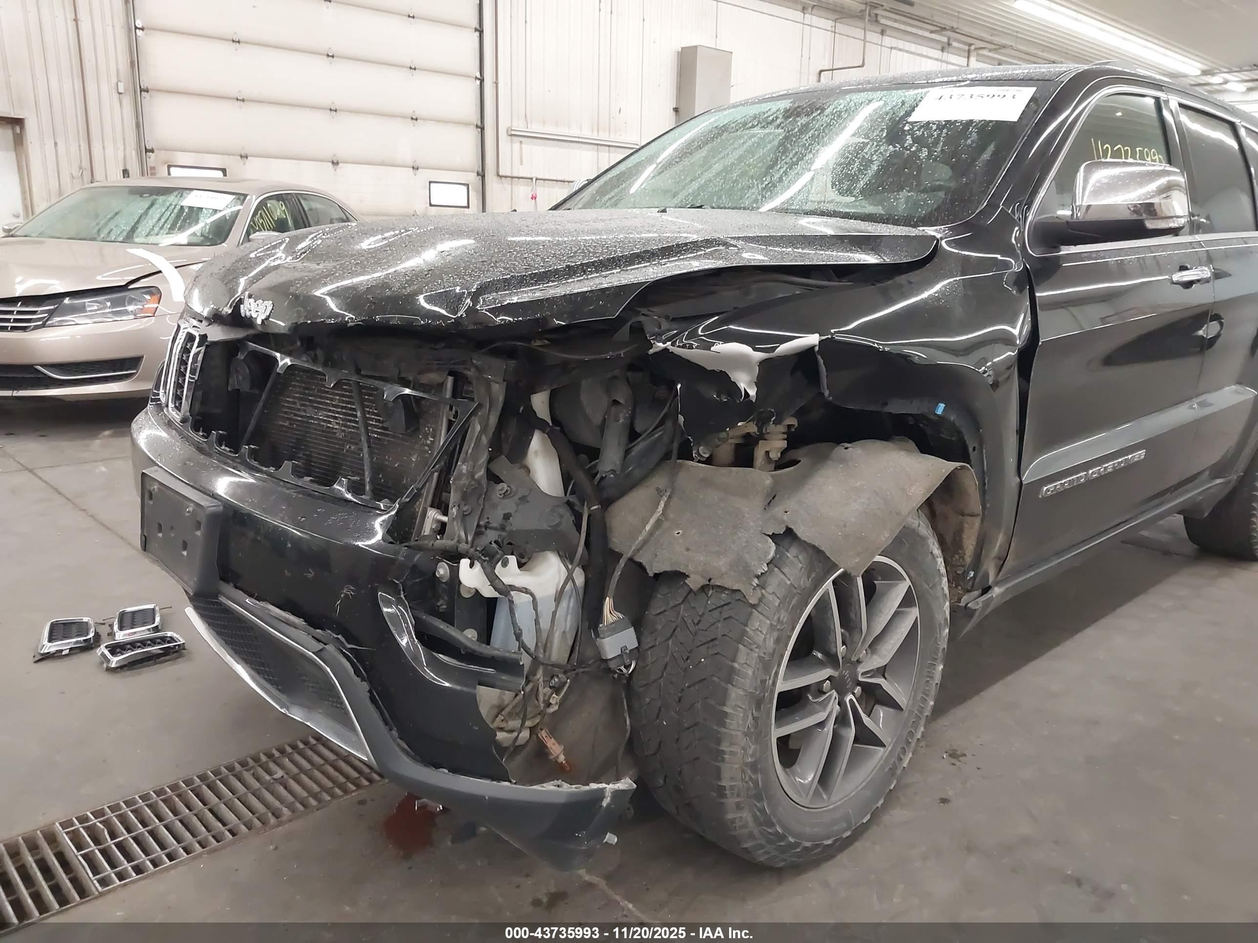 JEEP GRAND image 6