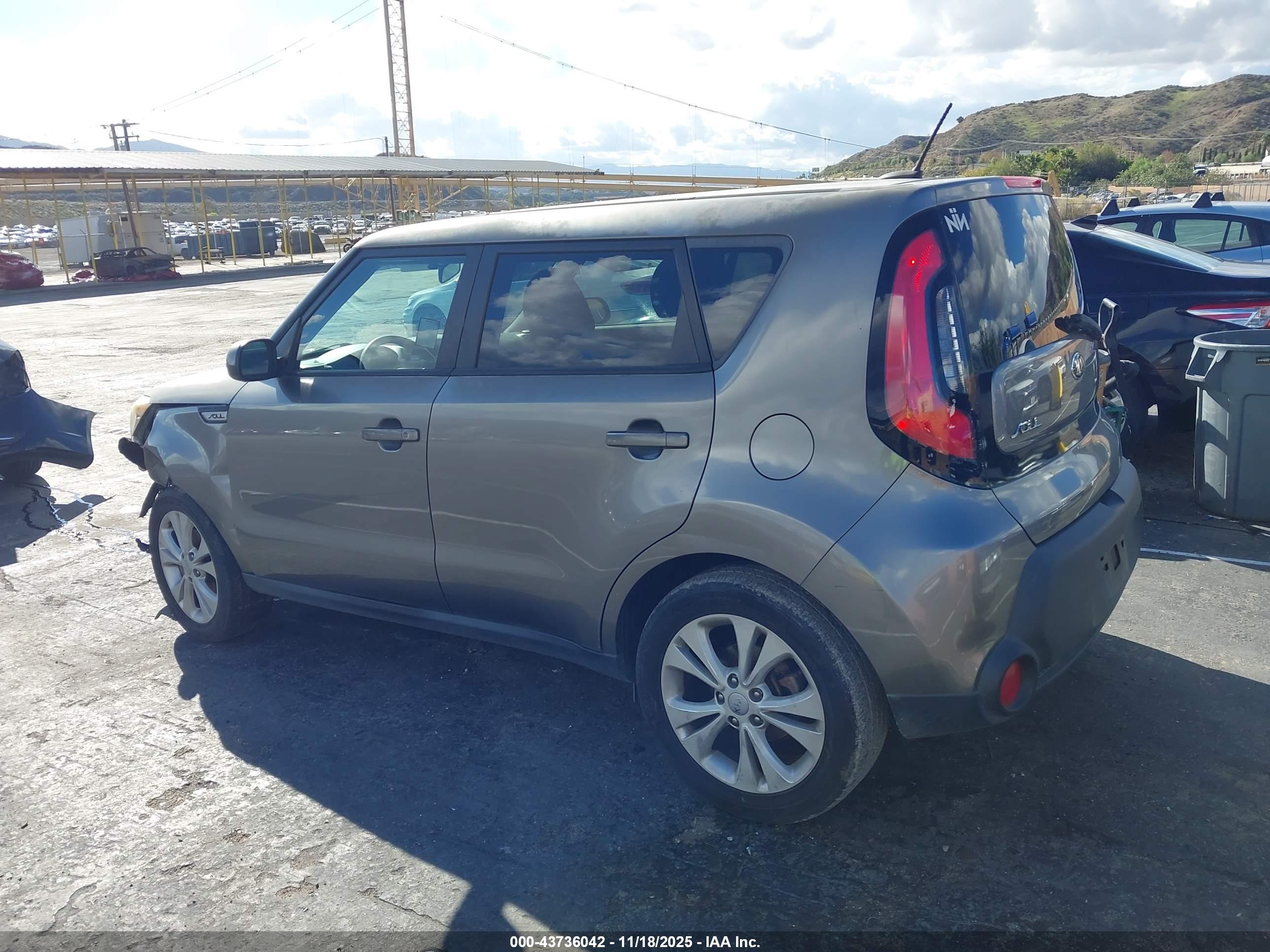 KIA SOUL image 3