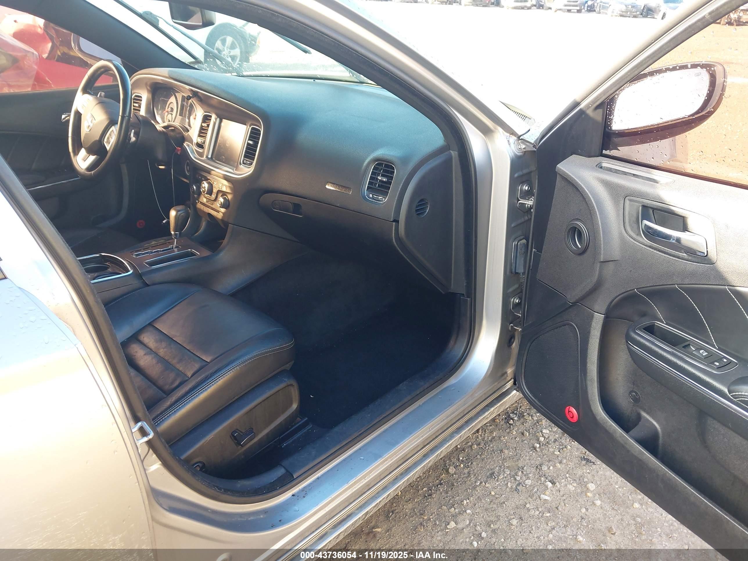DODGE CHARGER image 5