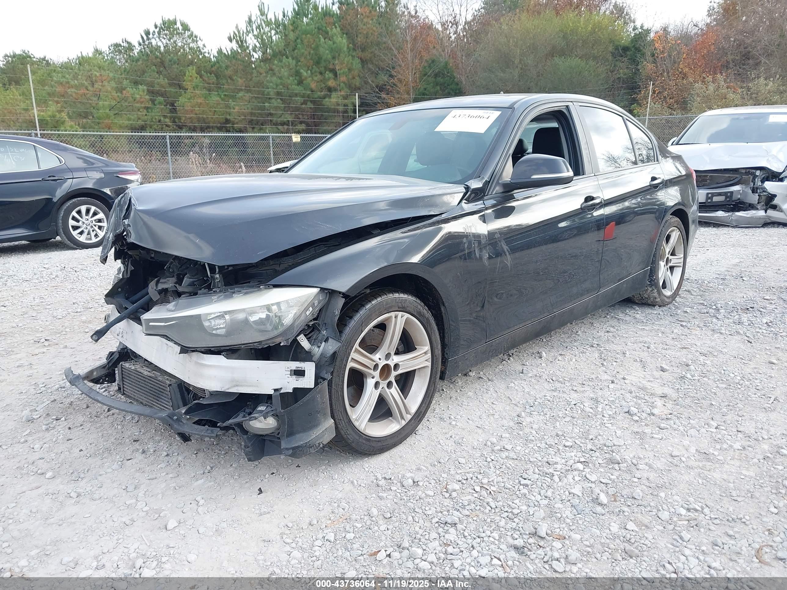 BMW 328I image 2
