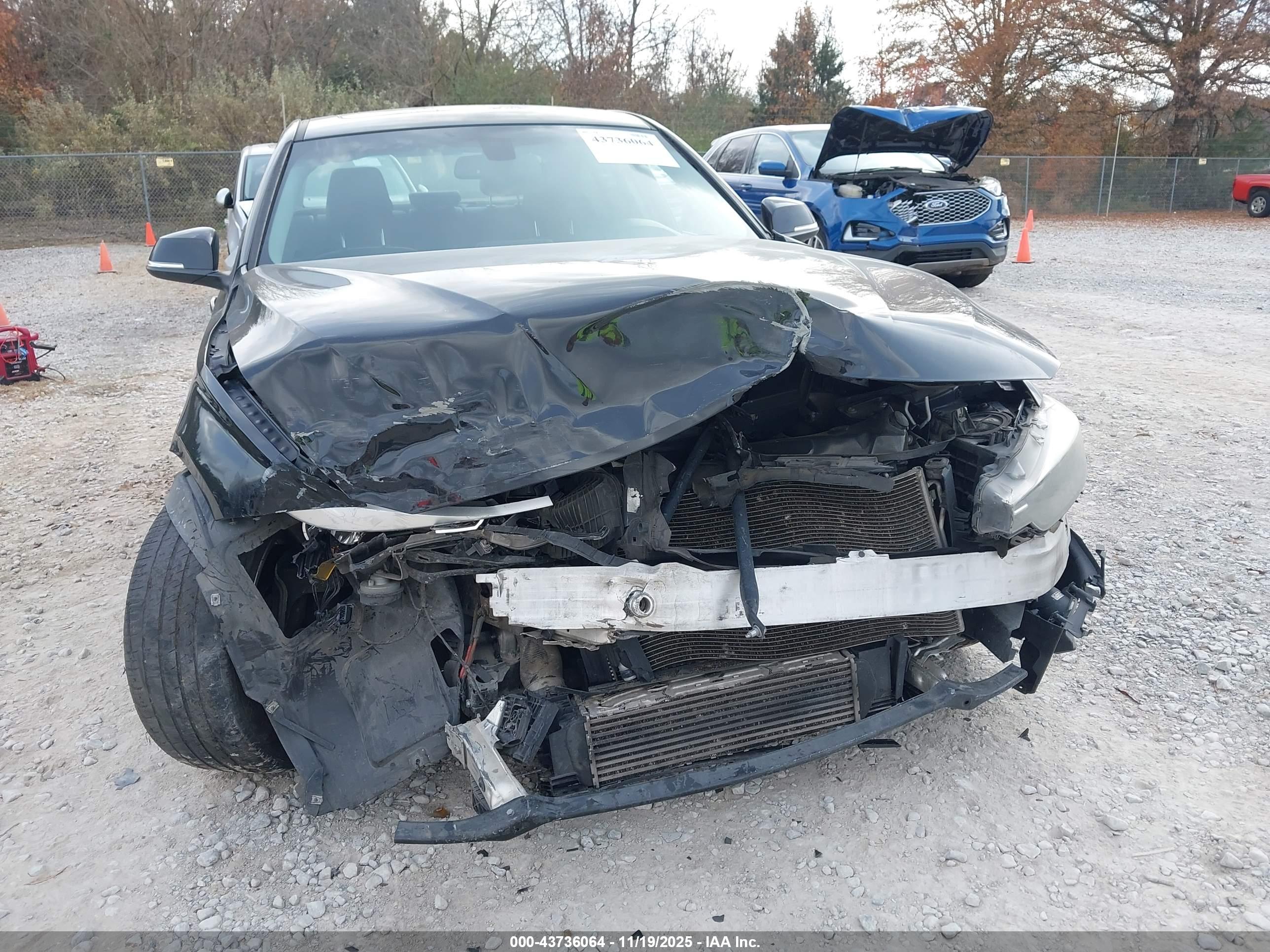 BMW 328I image 6