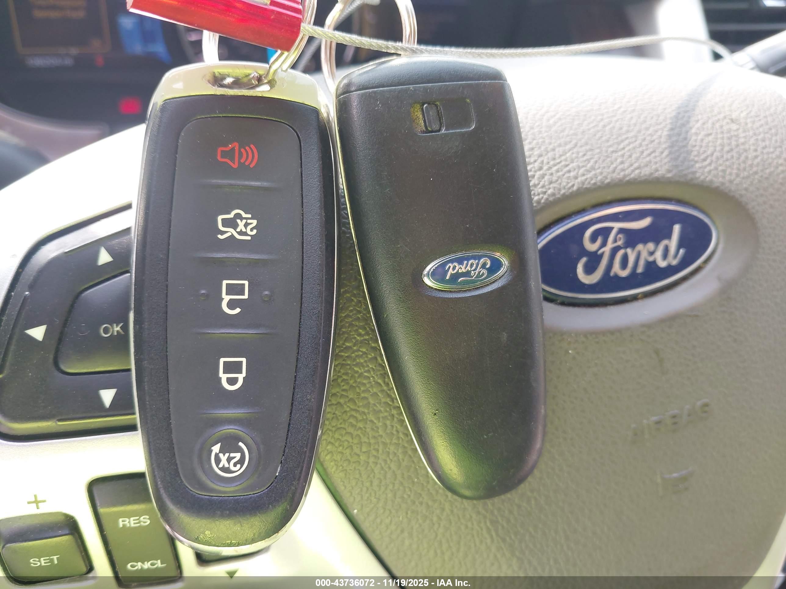 FORD EDGE image 11