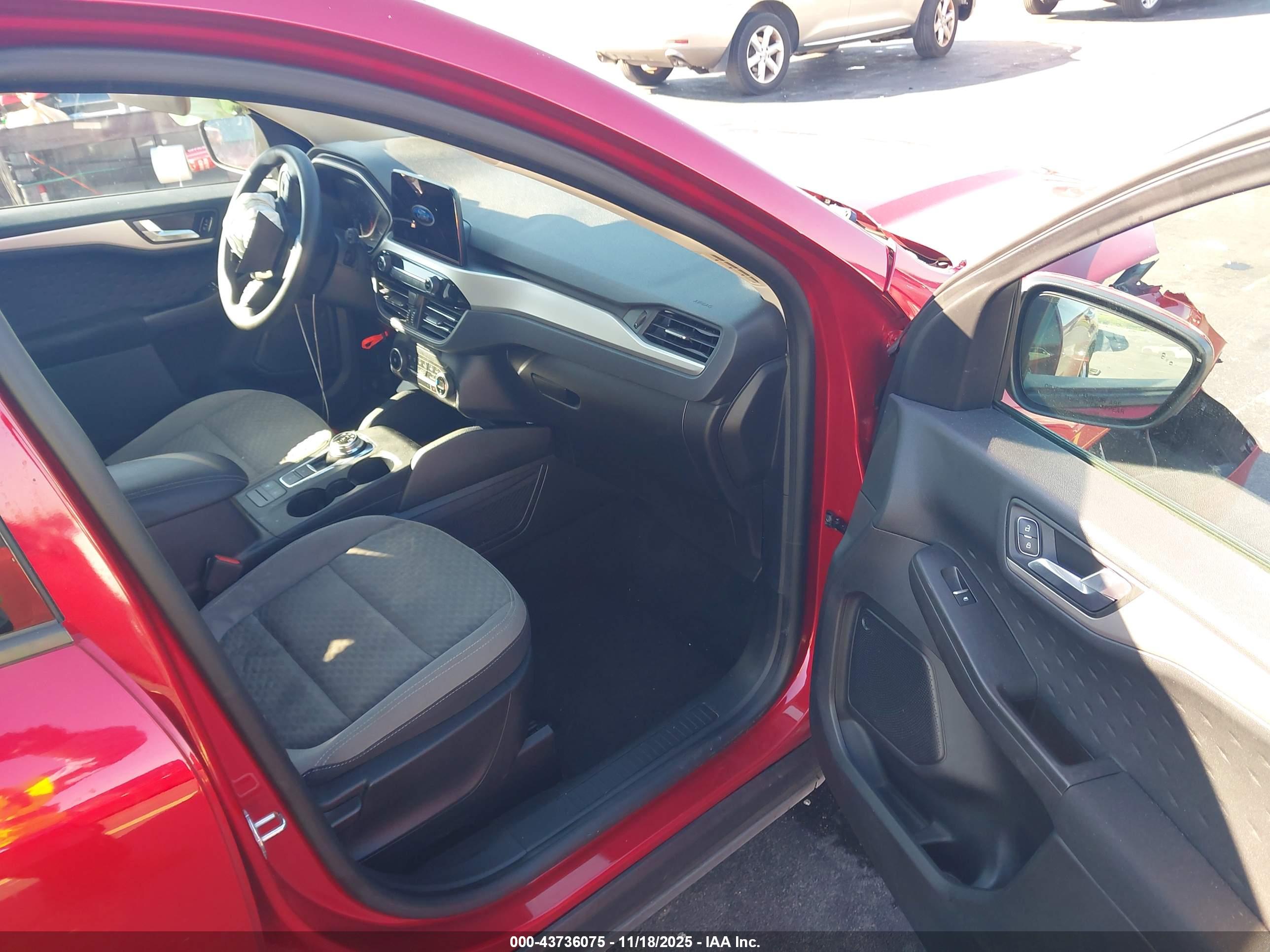 FORD ESCAPE image 5