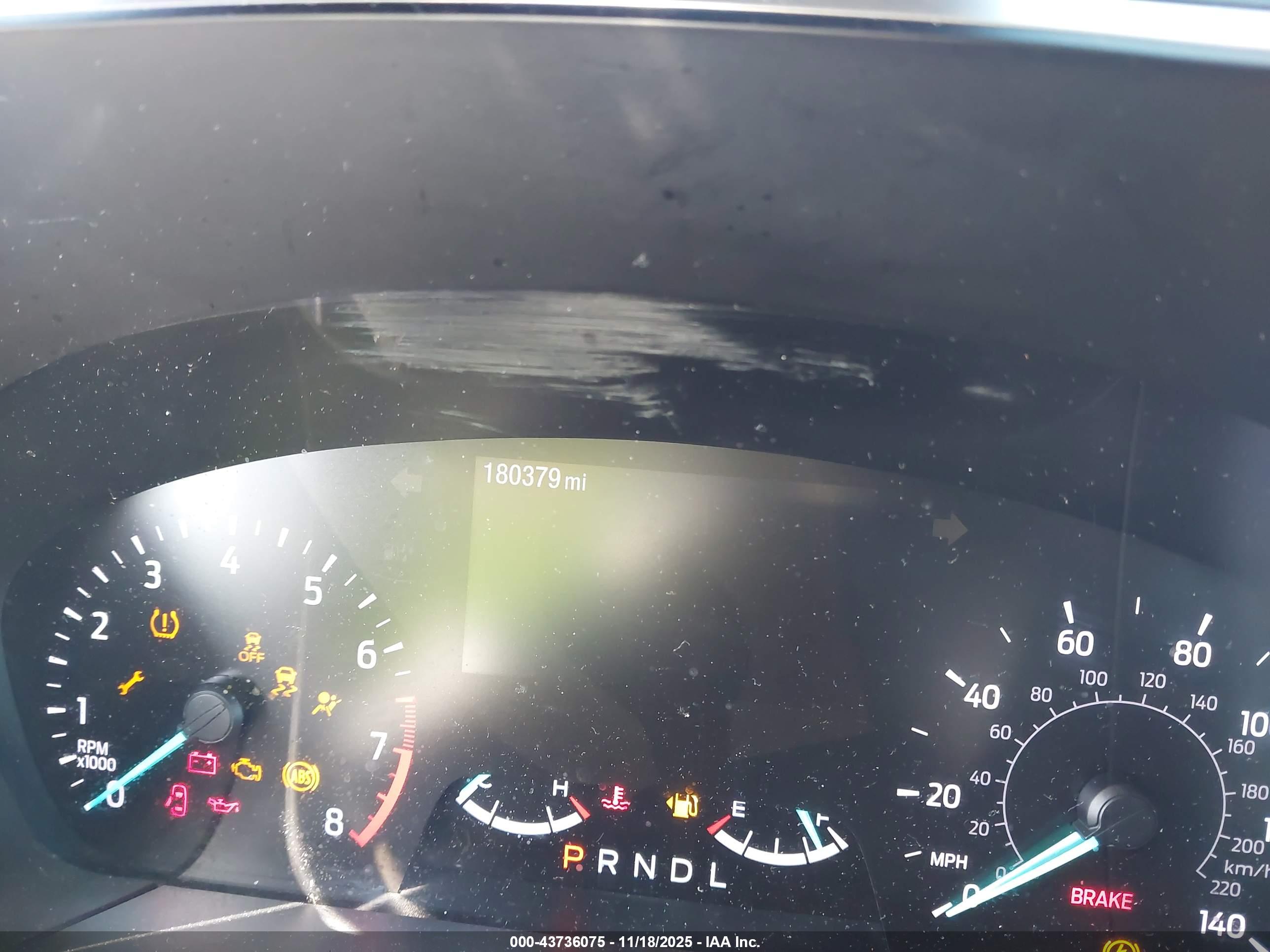 FORD ESCAPE image 7