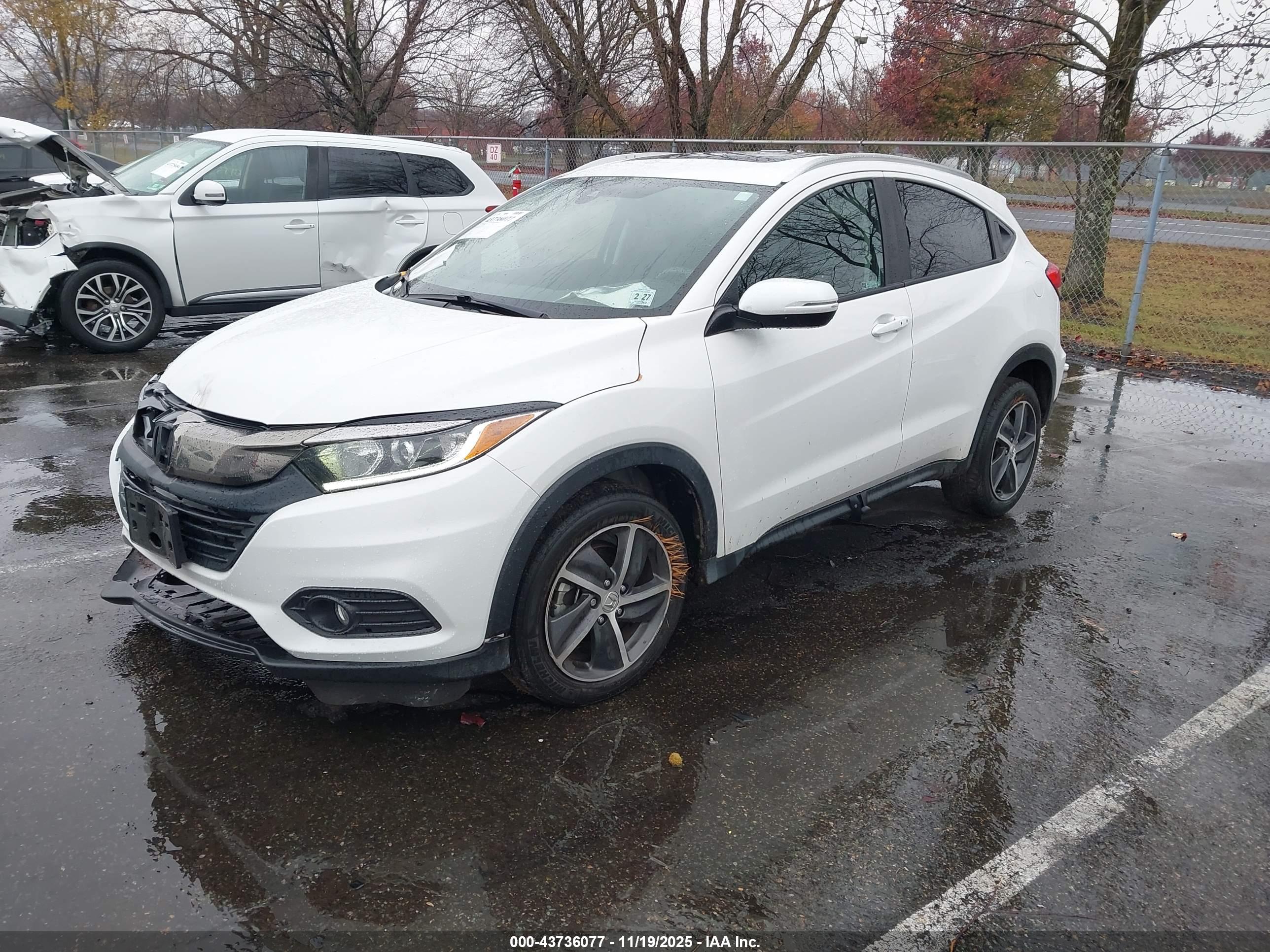 HONDA HR-V image 2