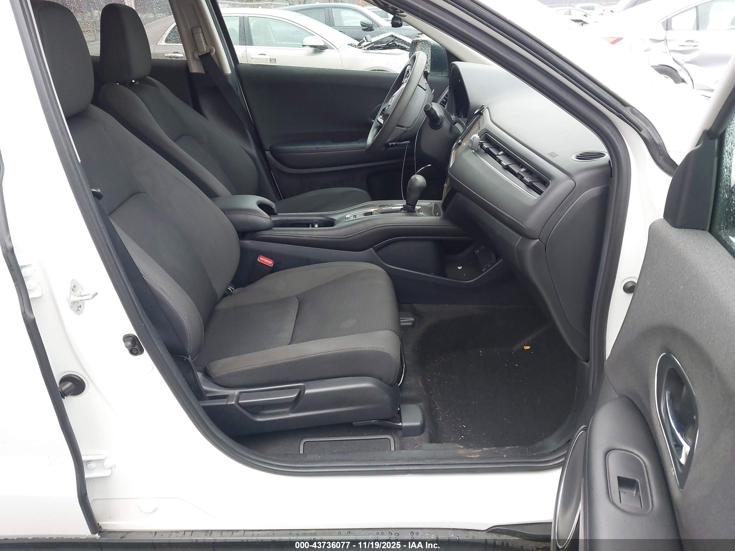HONDA HR-V image 5