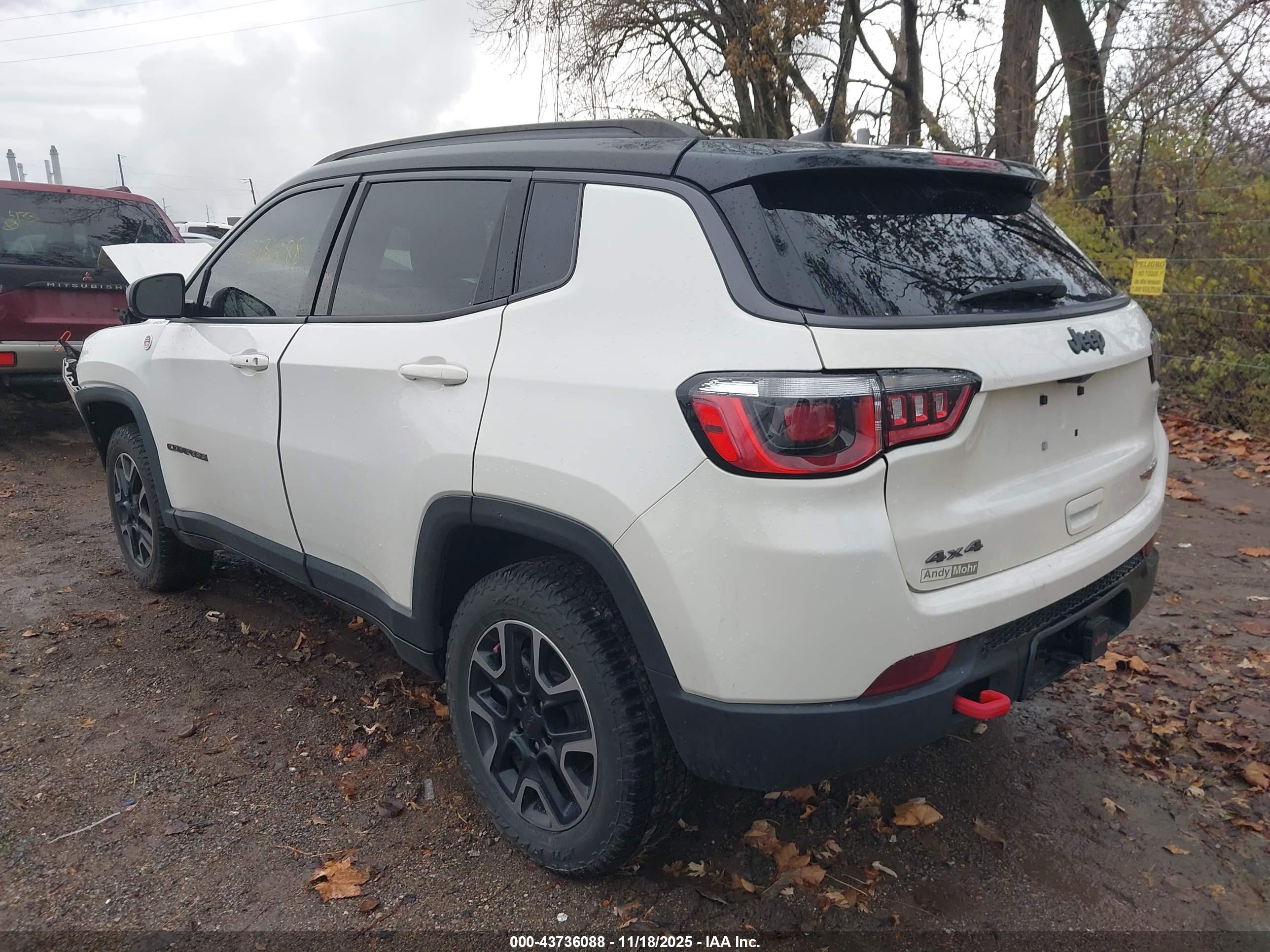 JEEP COMPASS image 3
