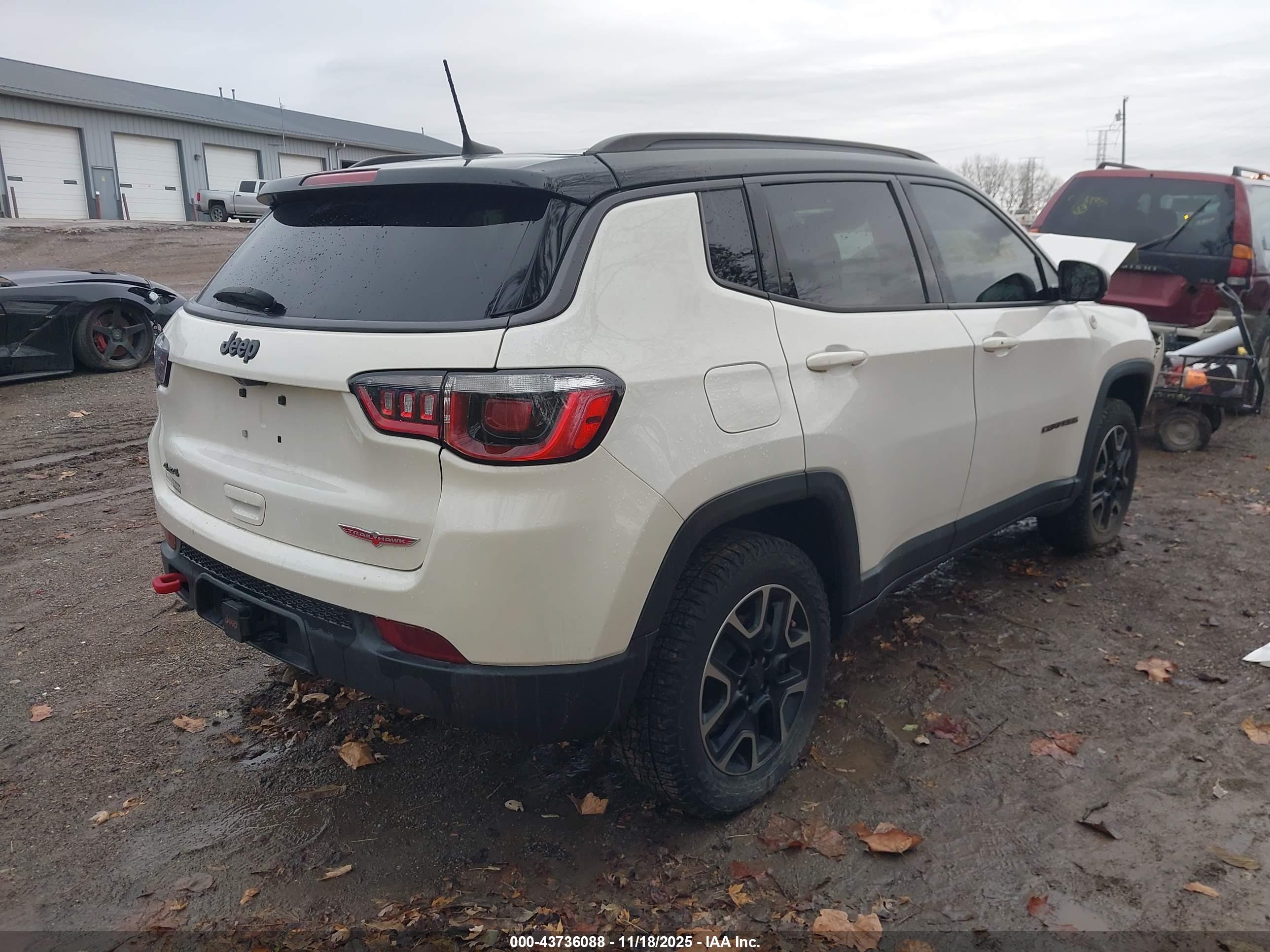 JEEP COMPASS image 4