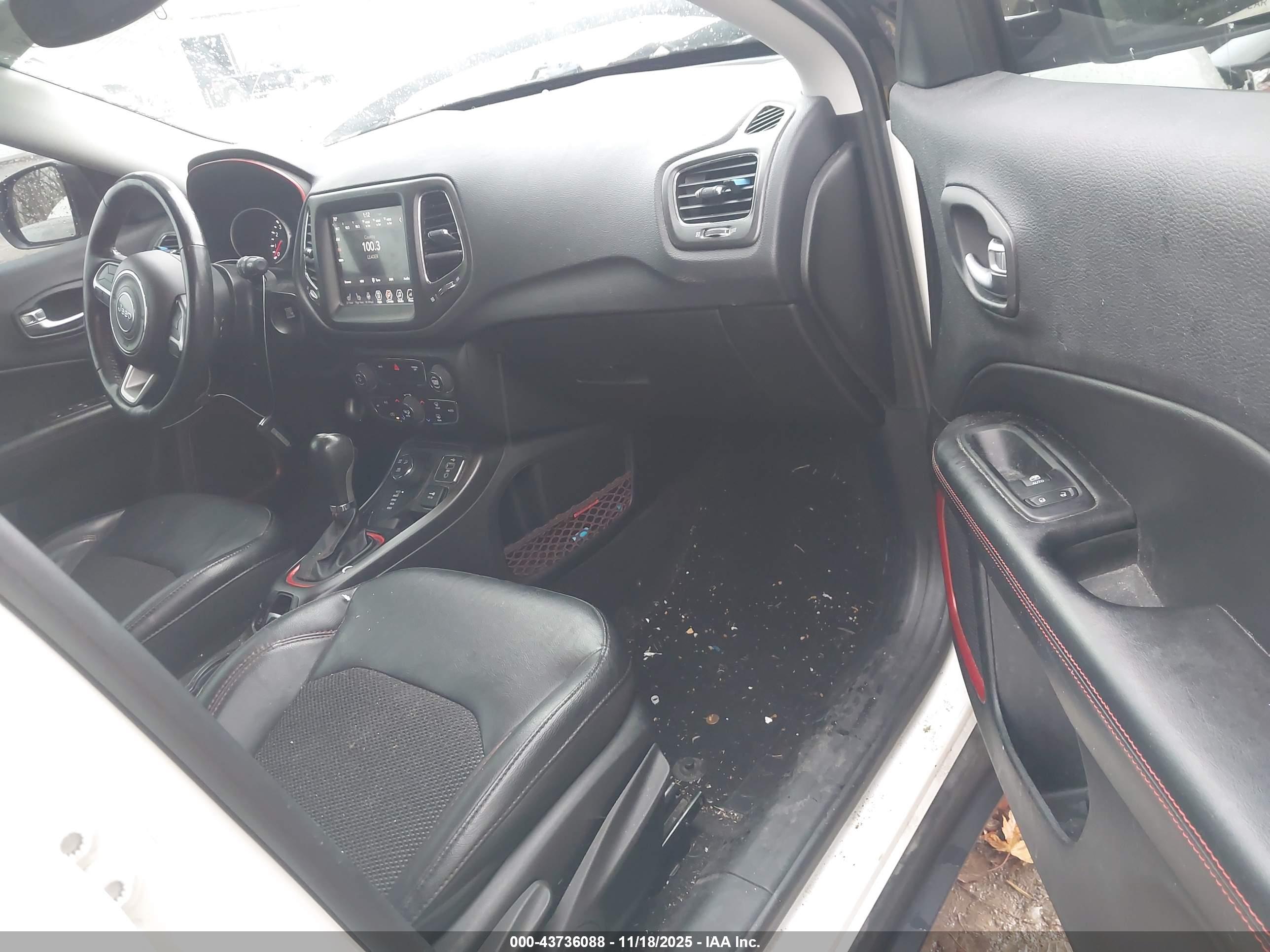 JEEP COMPASS image 5