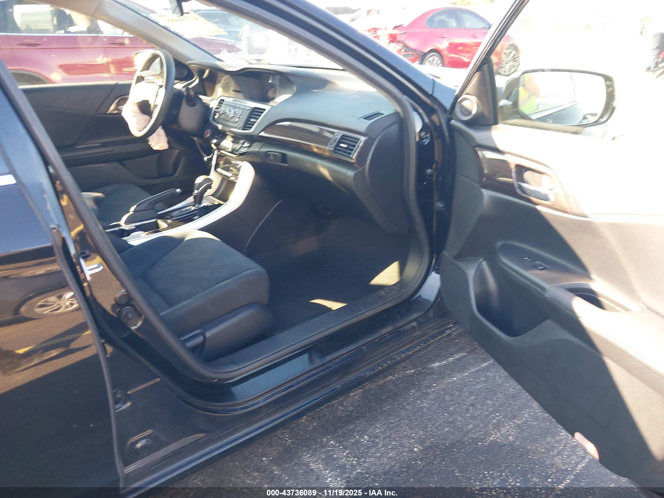 HONDA ACCORD image 5